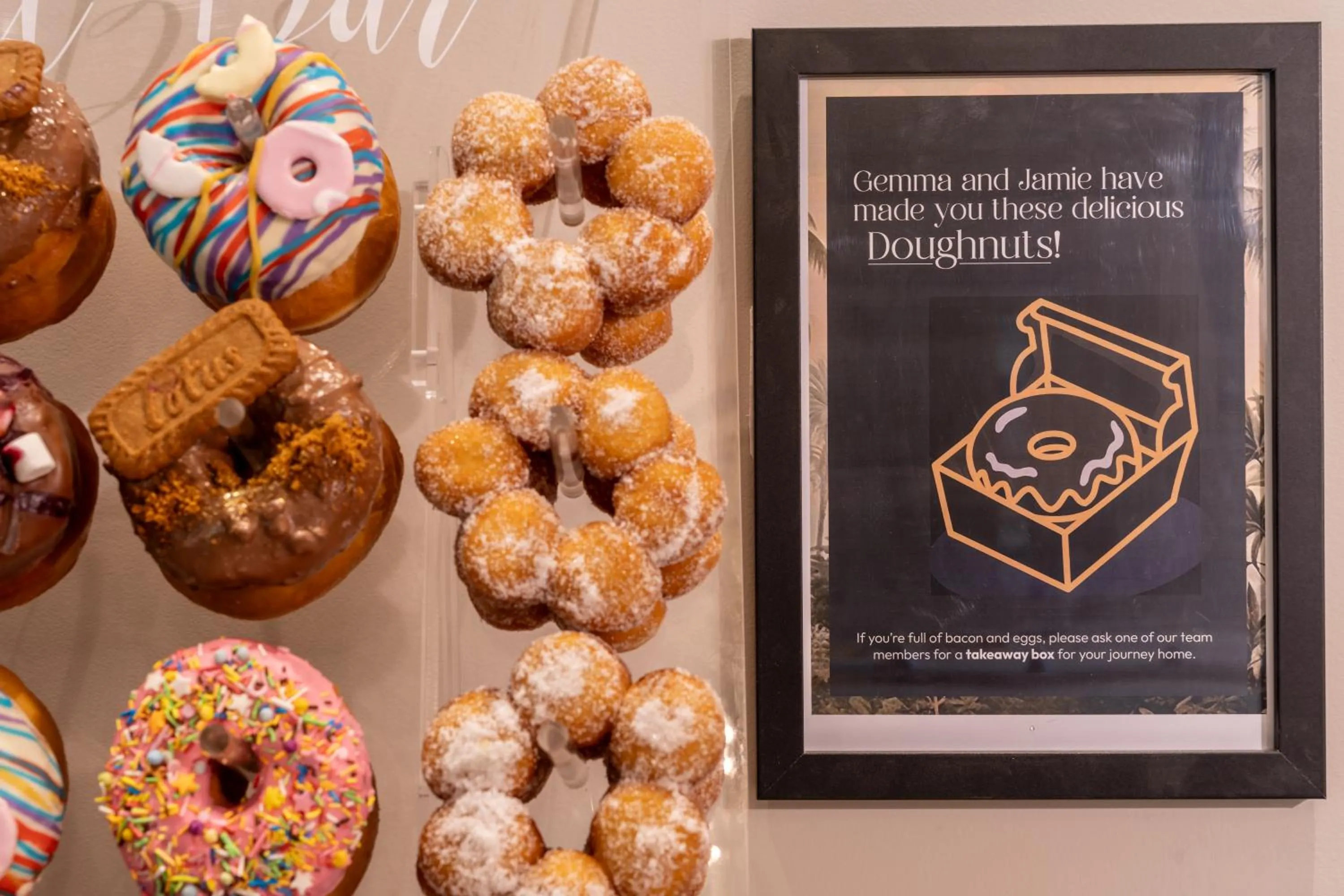 Buffet breakfast in Craig Manor