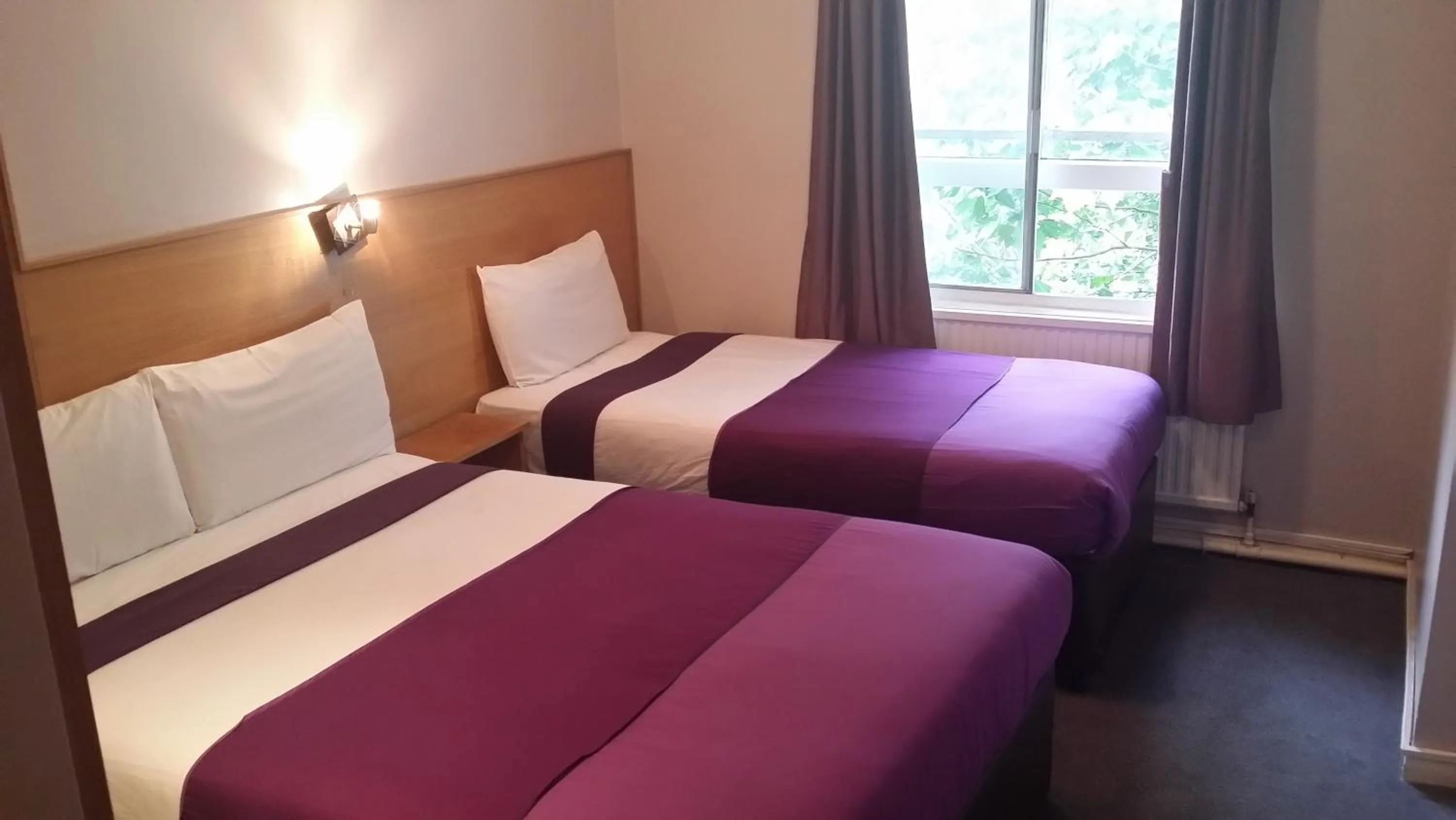 Bed in Arriva Hotel