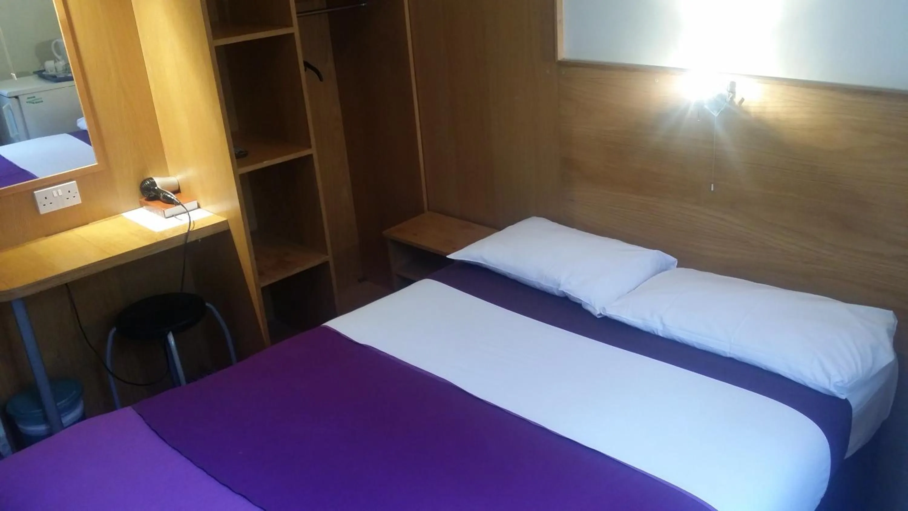Bed in Arriva Hotel