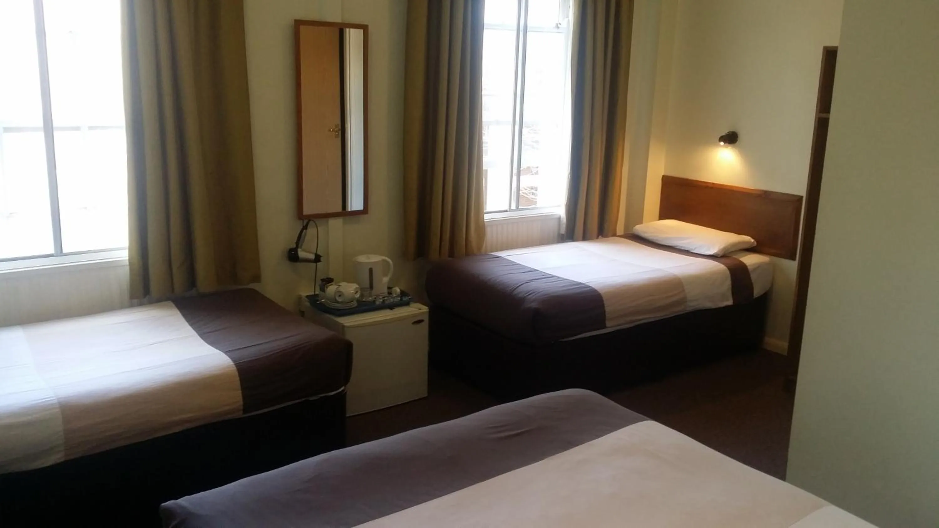 Bedroom, Bed in Arriva Hotel