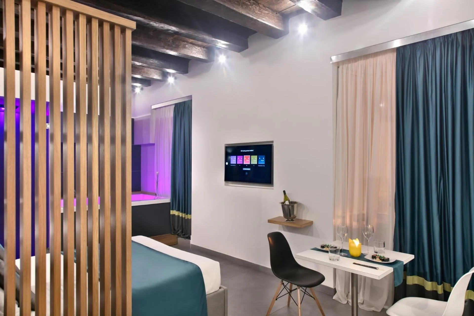 Evening entertainment in Carten