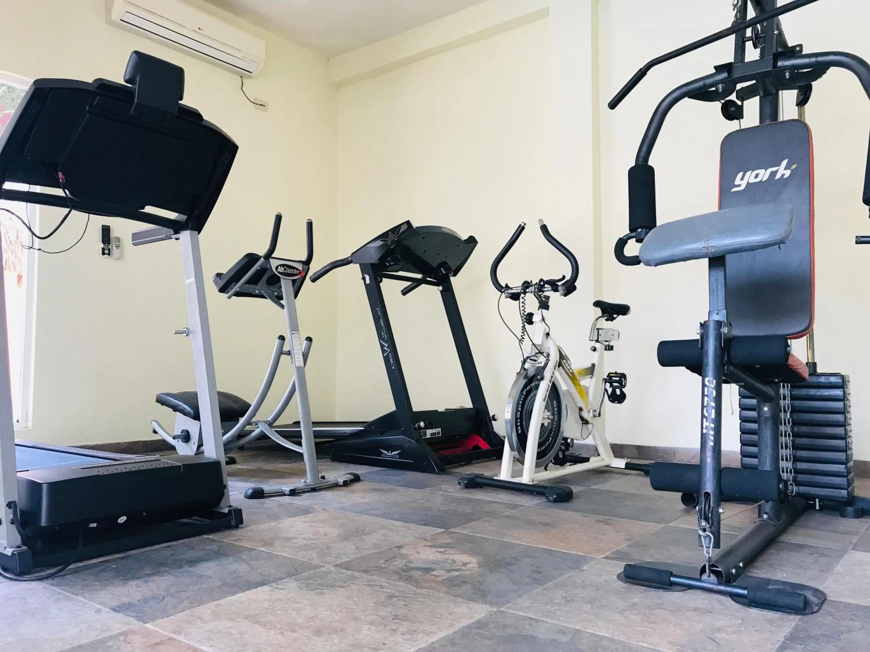 Fitness centre/facilities in Villa Esmeralda