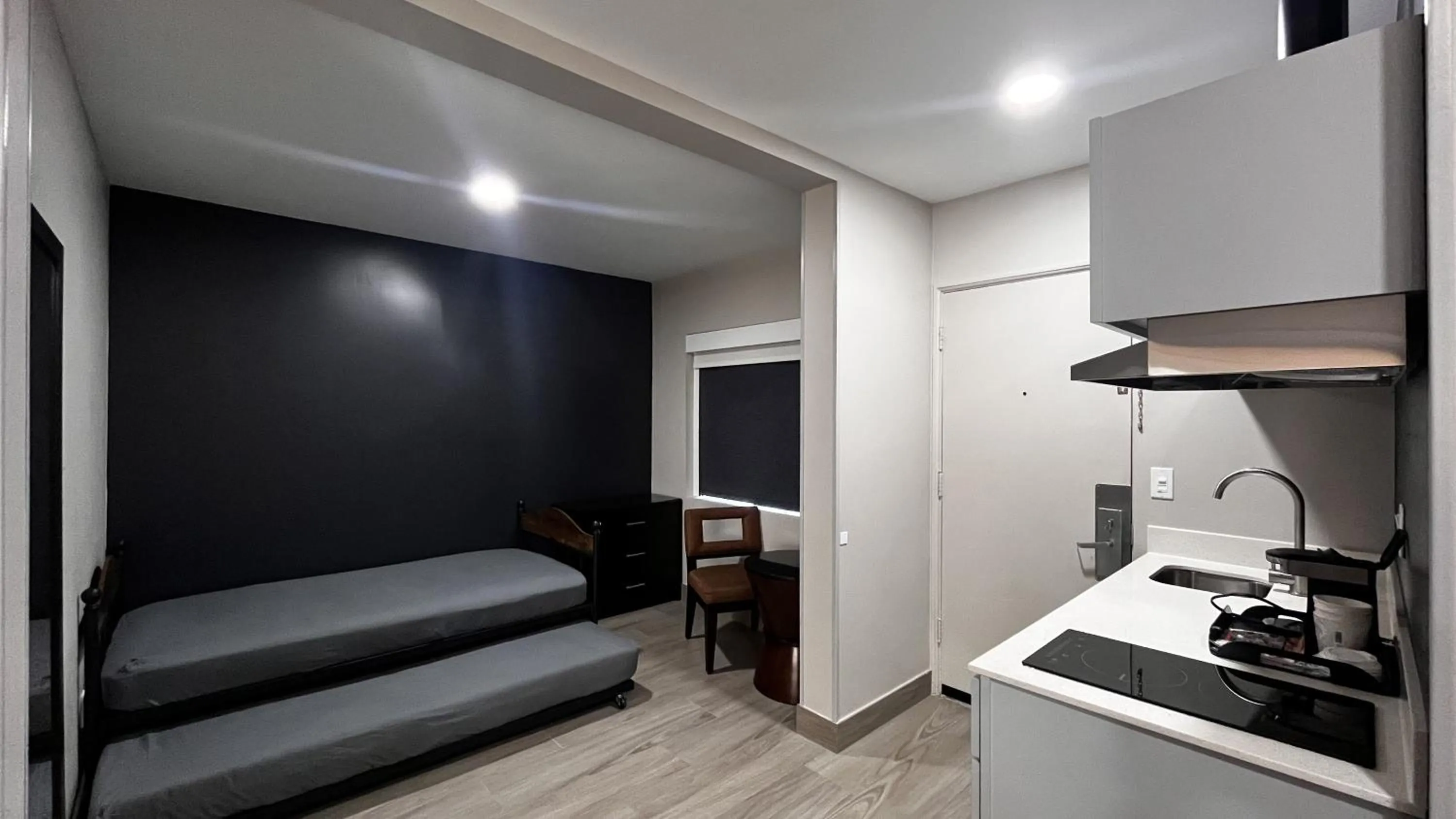 Bed in Howard Johnson by Wyndham Flagstaff University West