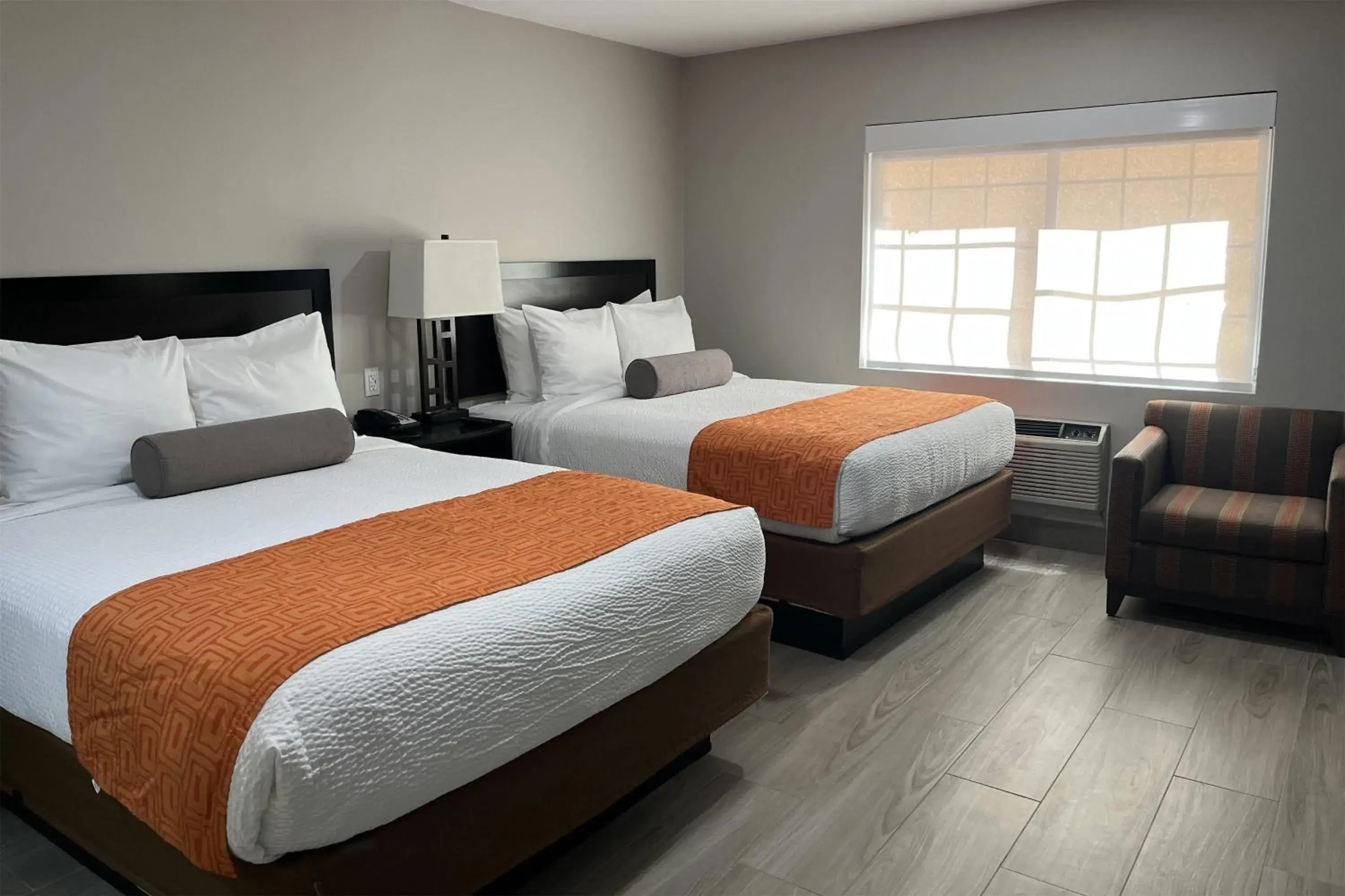 Family Queen Suite with Kitchenette in Howard Johnson by Wyndham Flagstaff University West Family Queen Suite with Kitchenette in Howard Johnson by Wyndham Flagstaff University West