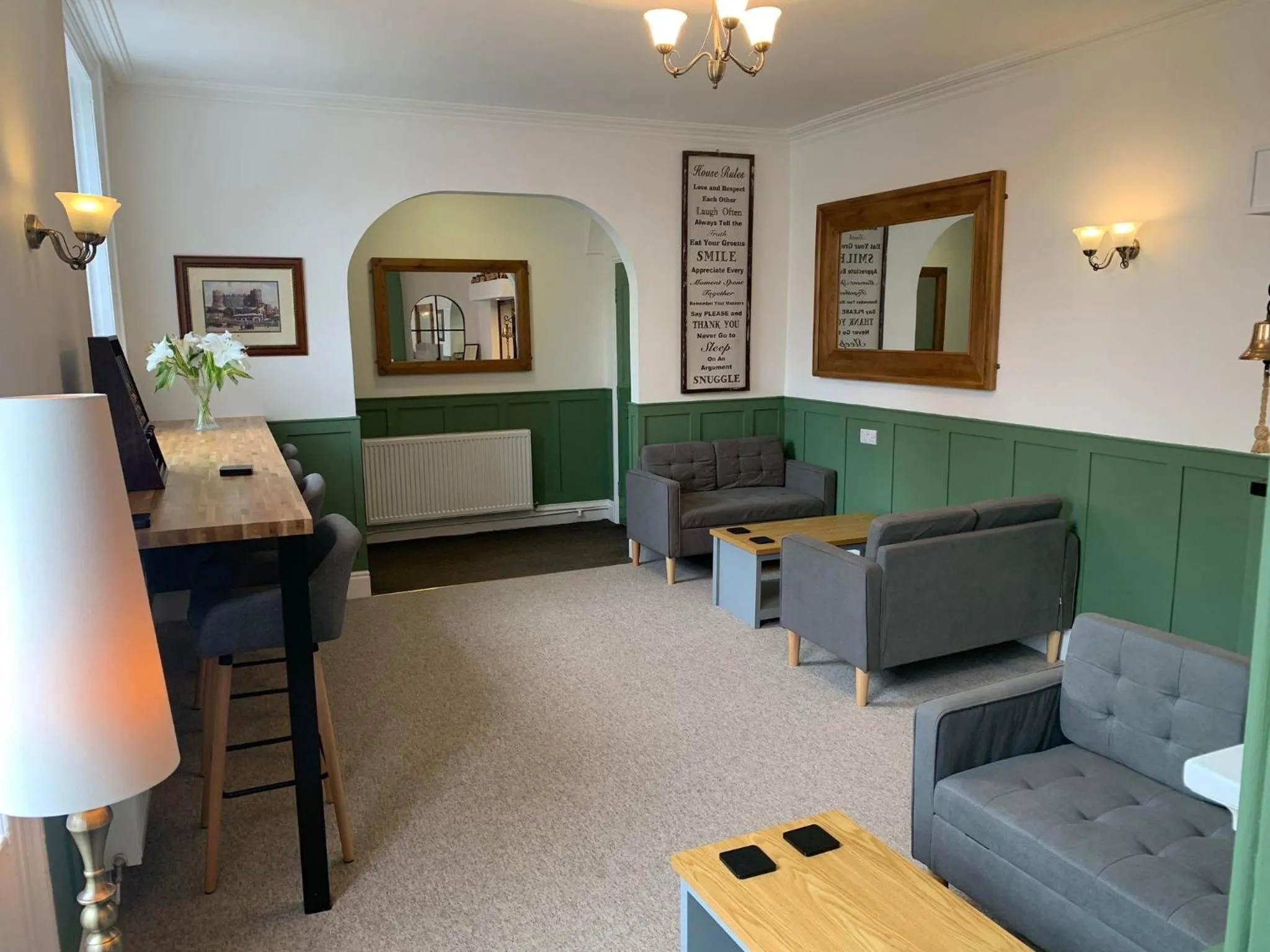 Lounge or bar in Abbots Mead Hotel