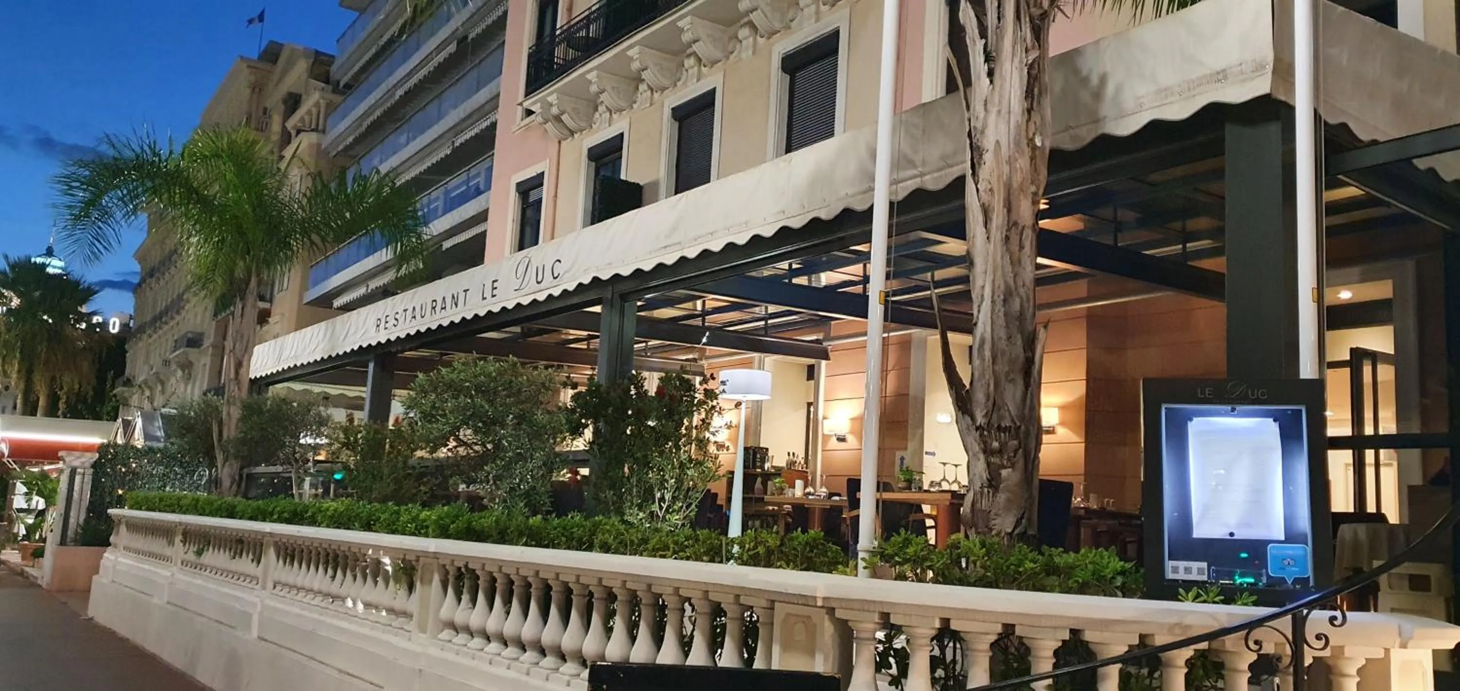 Patio in Westminster Hotel & Spa Nice