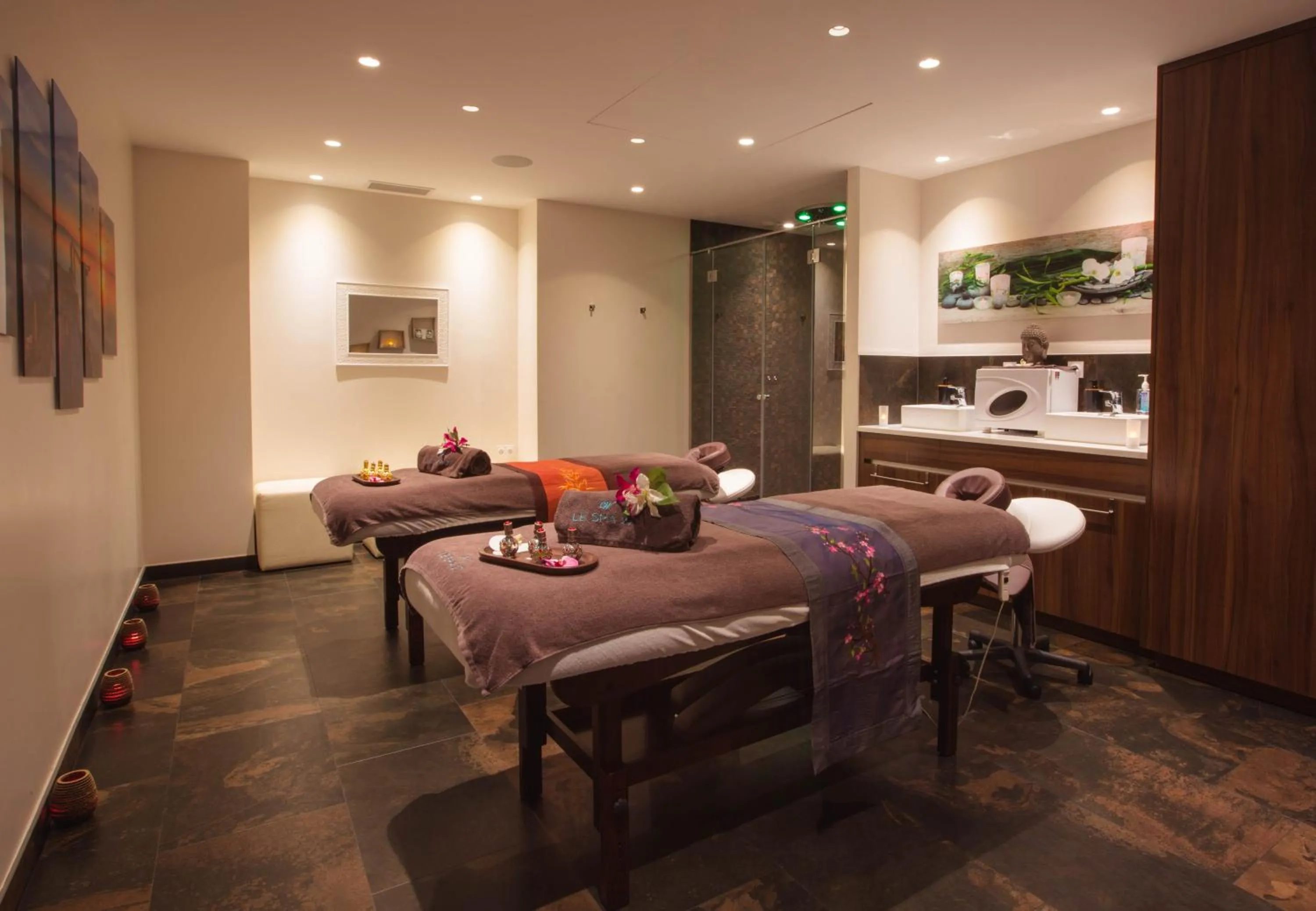 Massage, Bed in Westminster Hotel & Spa Nice