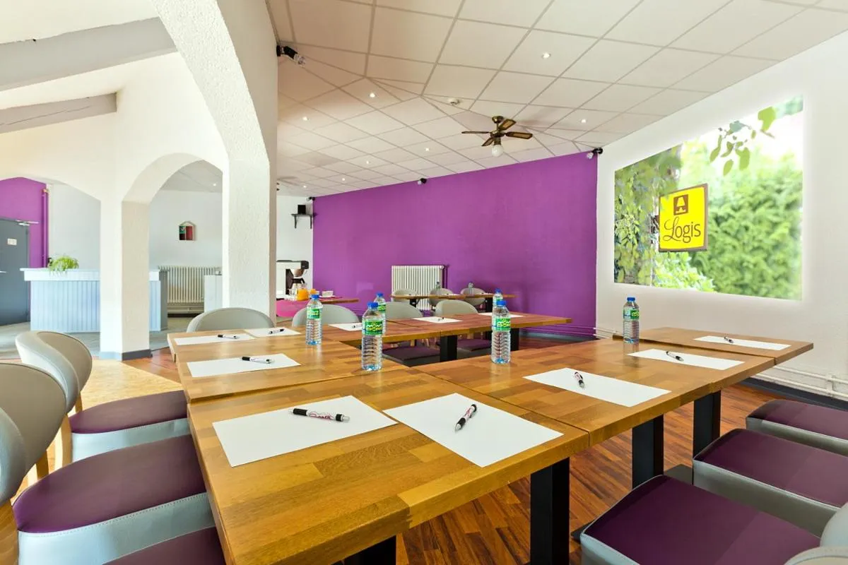Meeting/conference room in Logis Hôtel Volcan Sancy