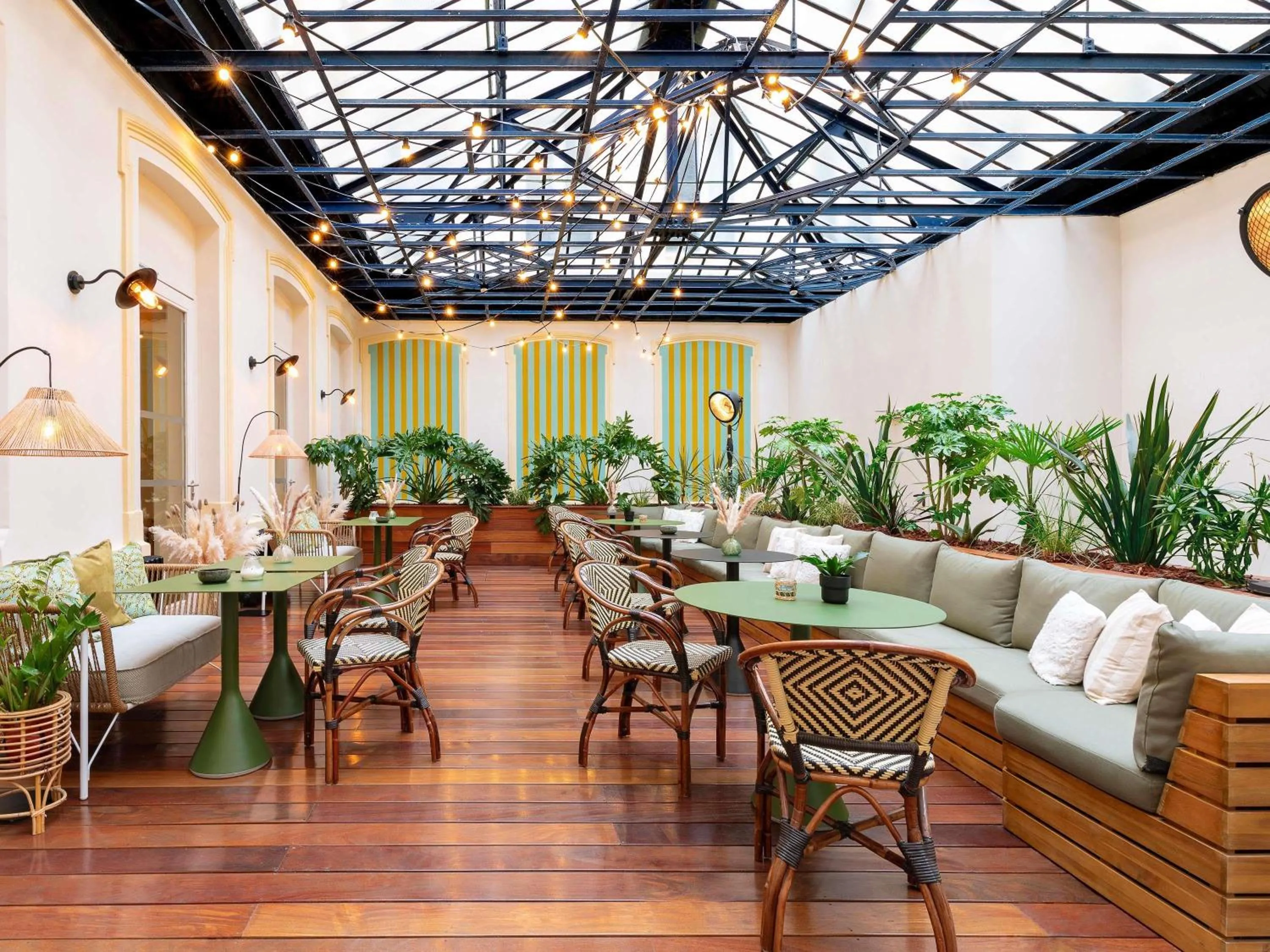 Property building in Mercure Grand Hôtel Metz Centre Cathédrale