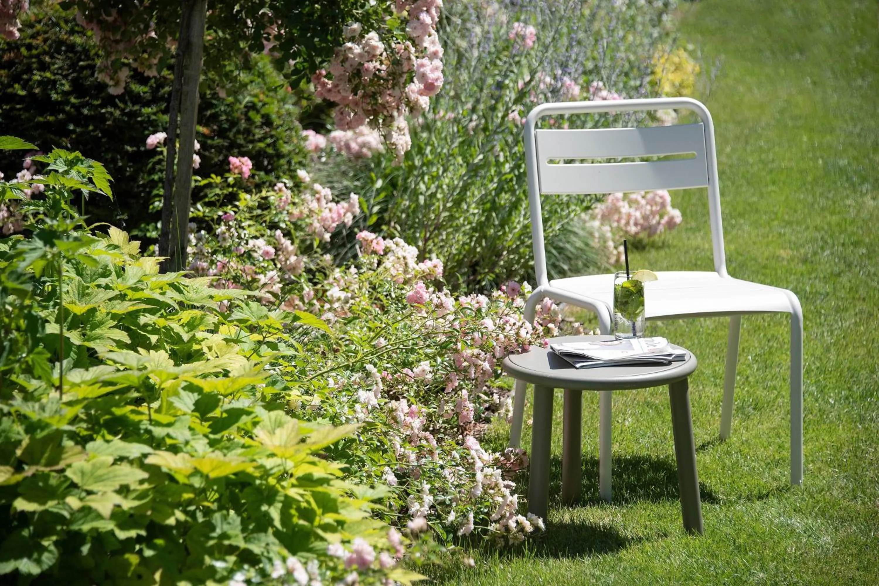 Garden in The Jangle Hotel - Paris - Charles de Gaulle - Airport