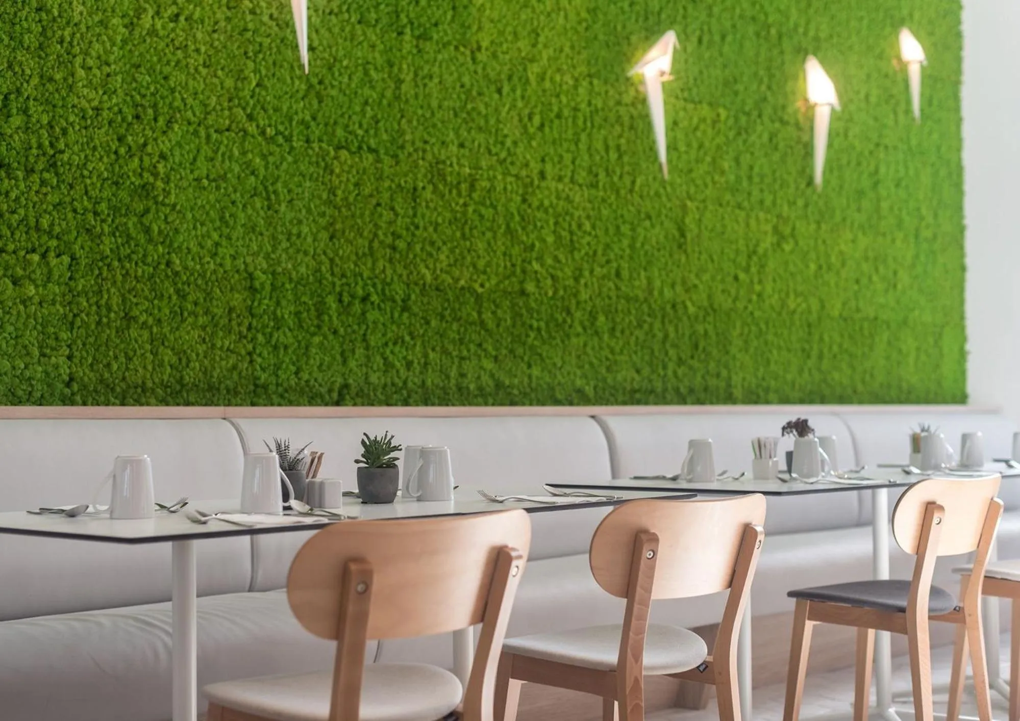 Breakfast in The Jangle Hotel - Paris - Charles de Gaulle - Airport