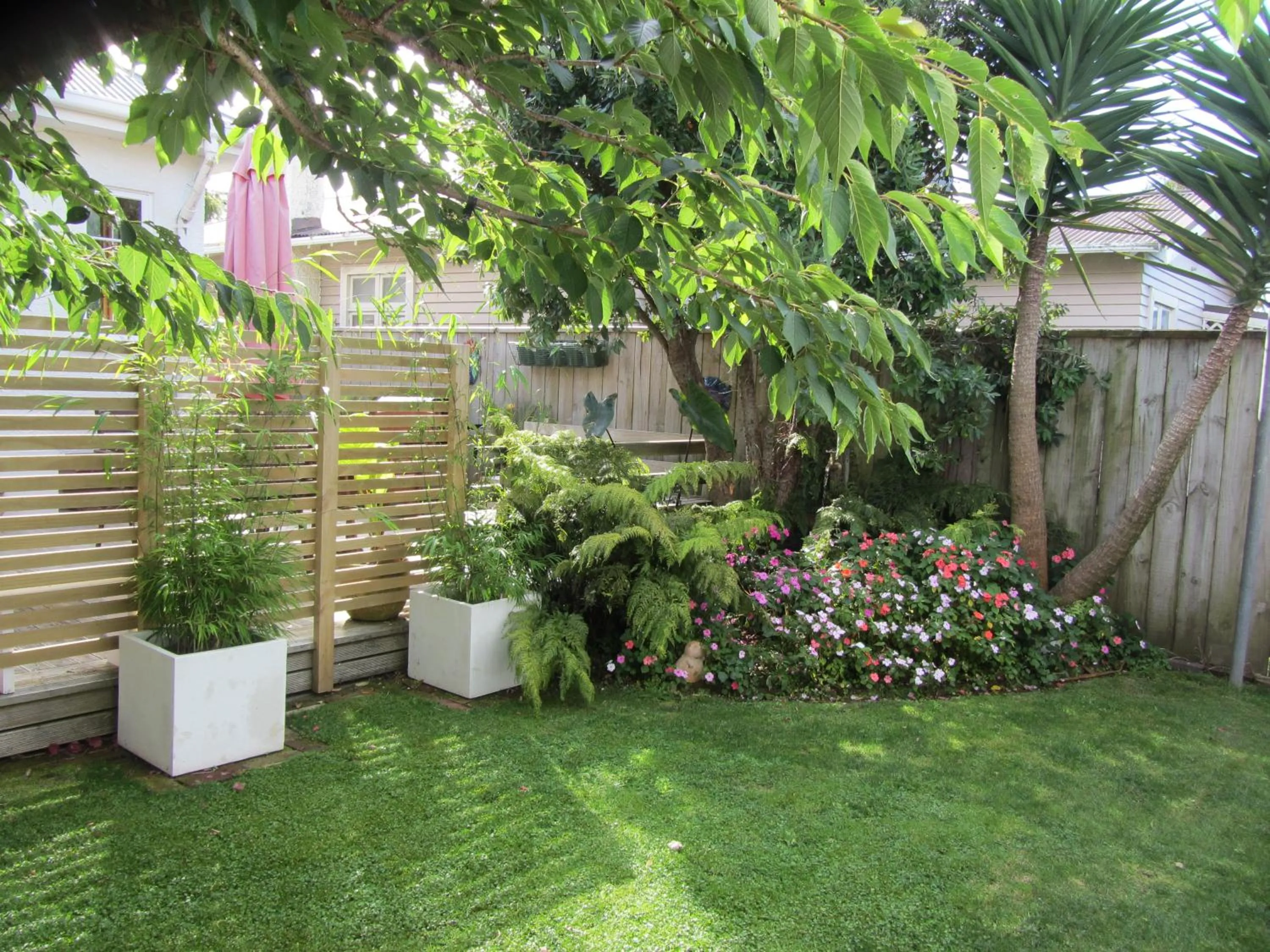 Garden in Welbourn Accommodation