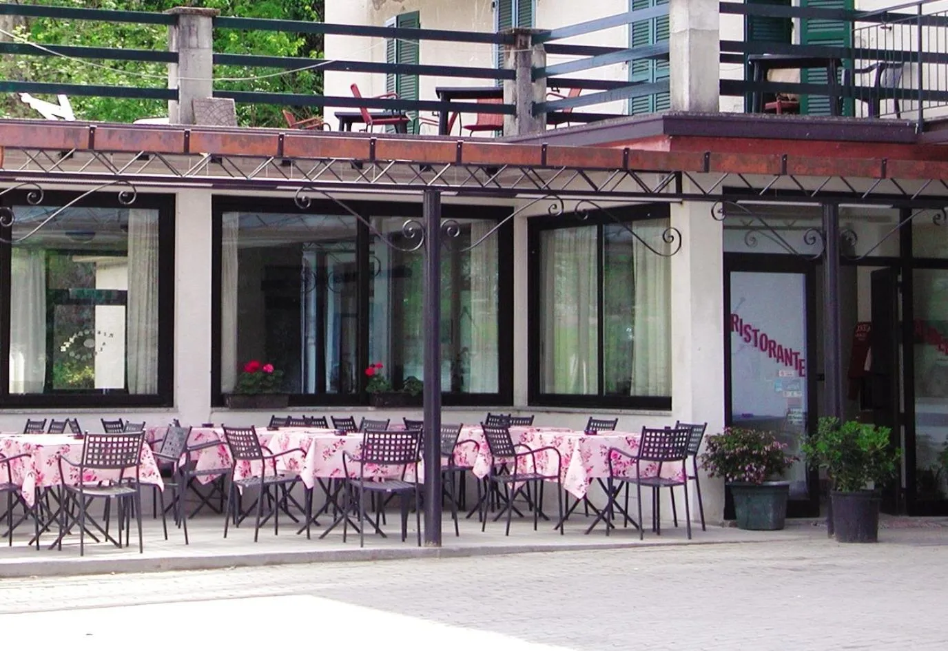 Facade/entrance in Albergo Ristorante Lavedo