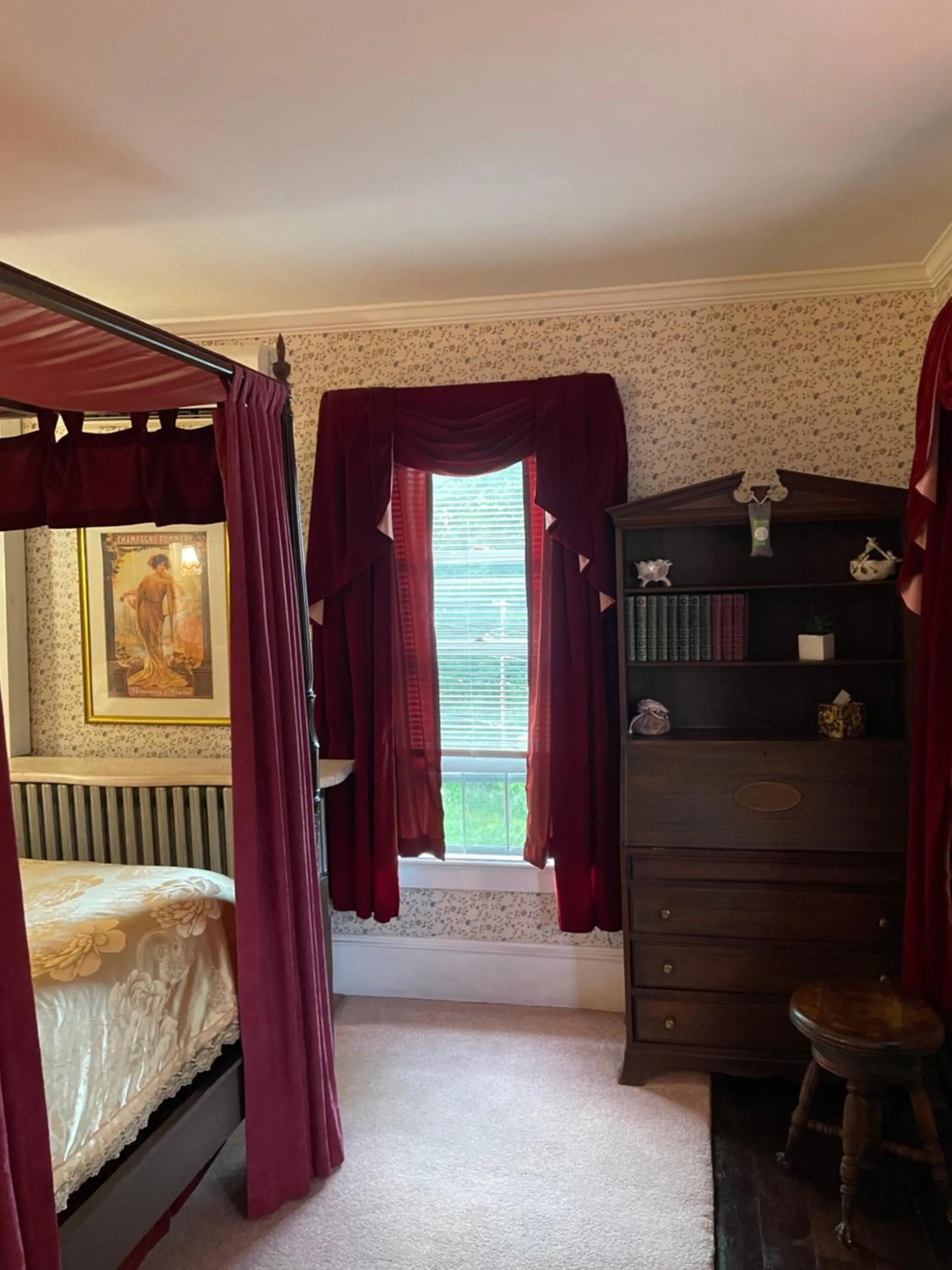 Bed in Hillcrest Bed and Breakfast