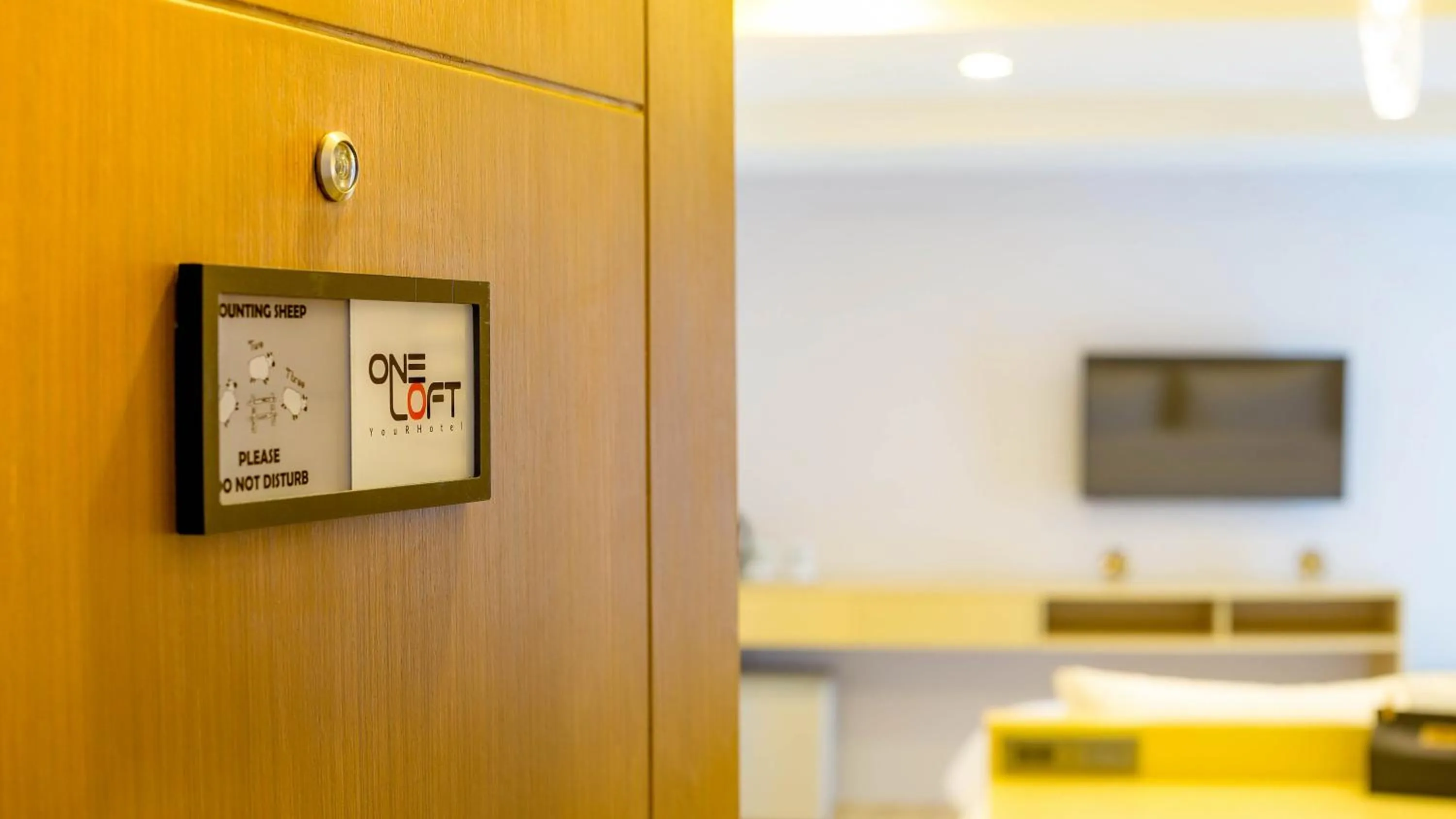 Logo/Certificate/Sign in OneLoft Hotel