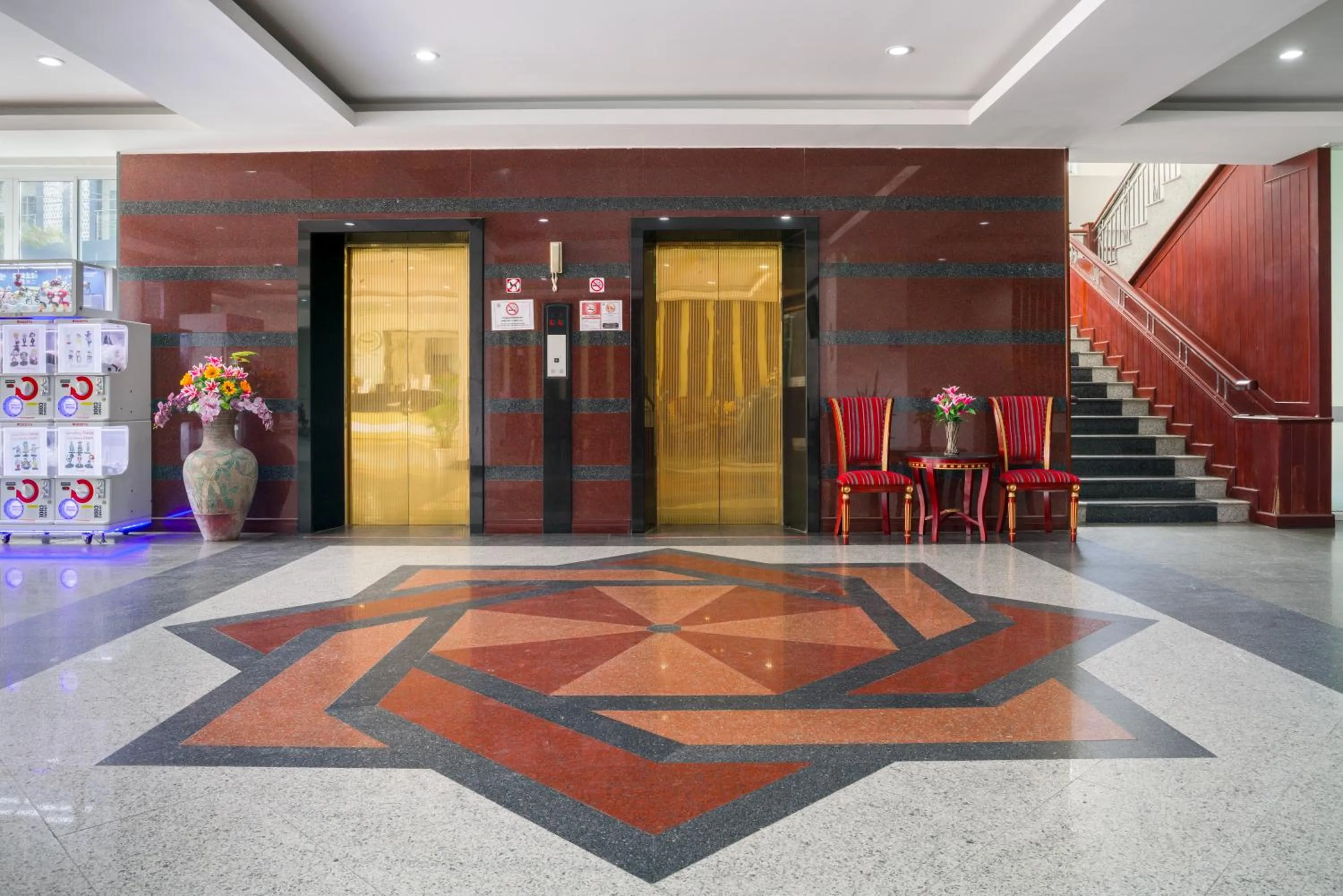 elevator in Jomtien Hisotel