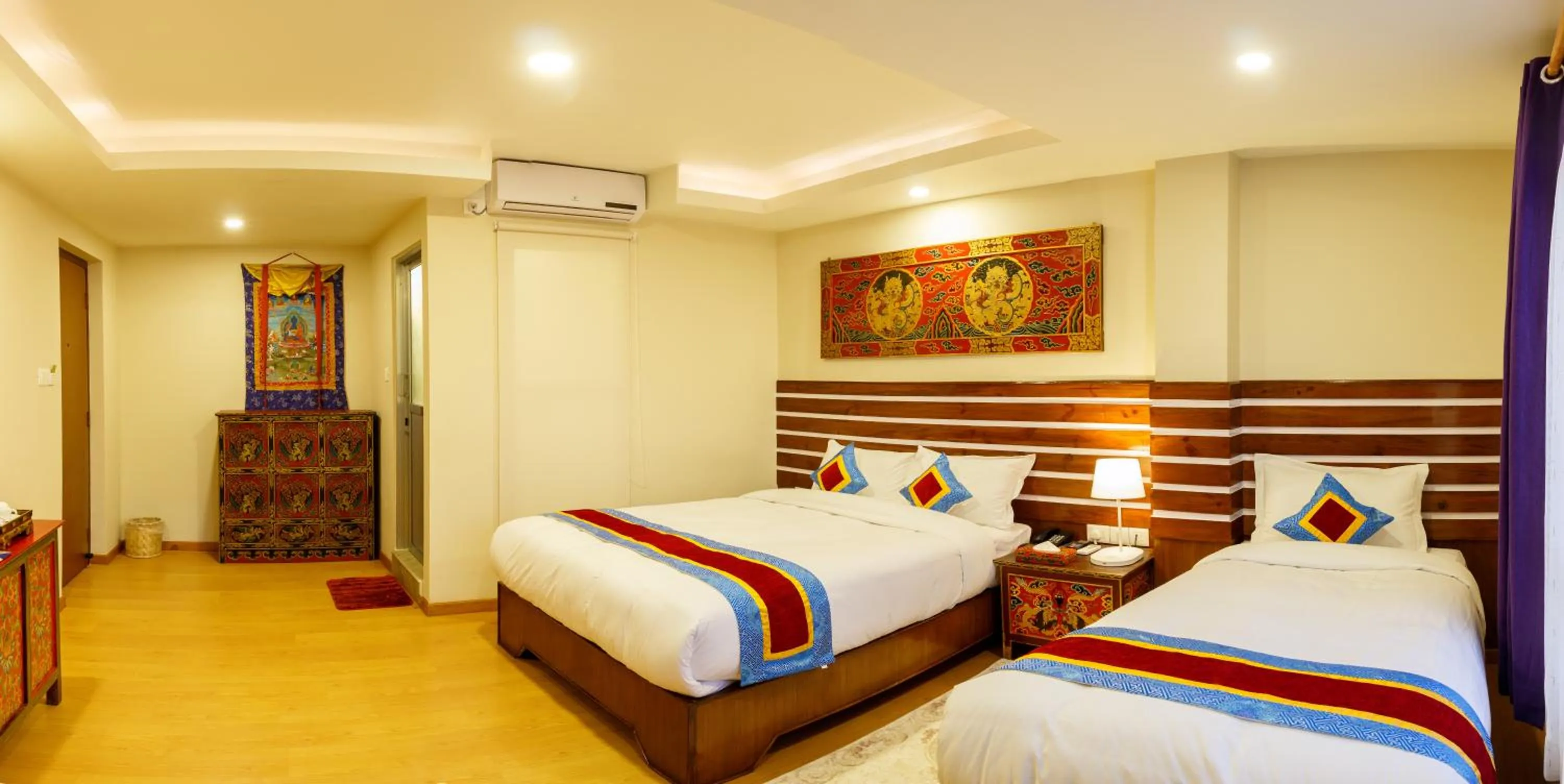 Bed in Truly Asia Boutique Hotel