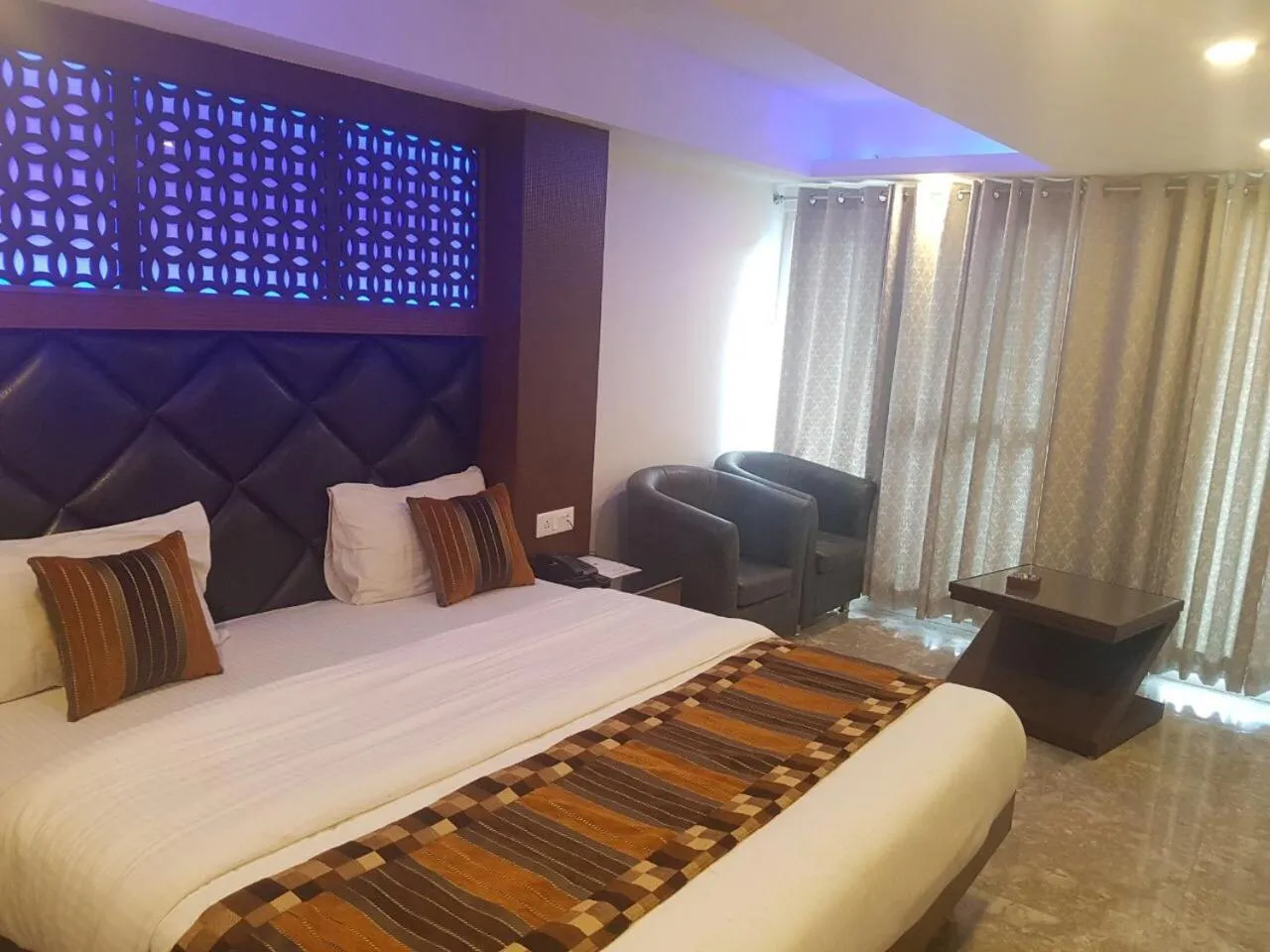 Bed in Hotel Hamers International