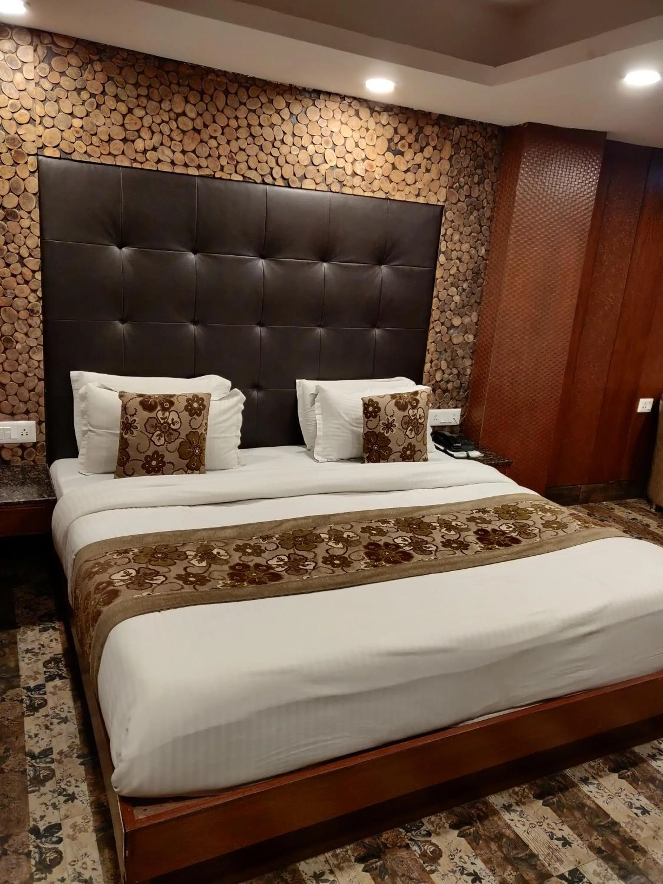 Bed in Hotel Hamers International