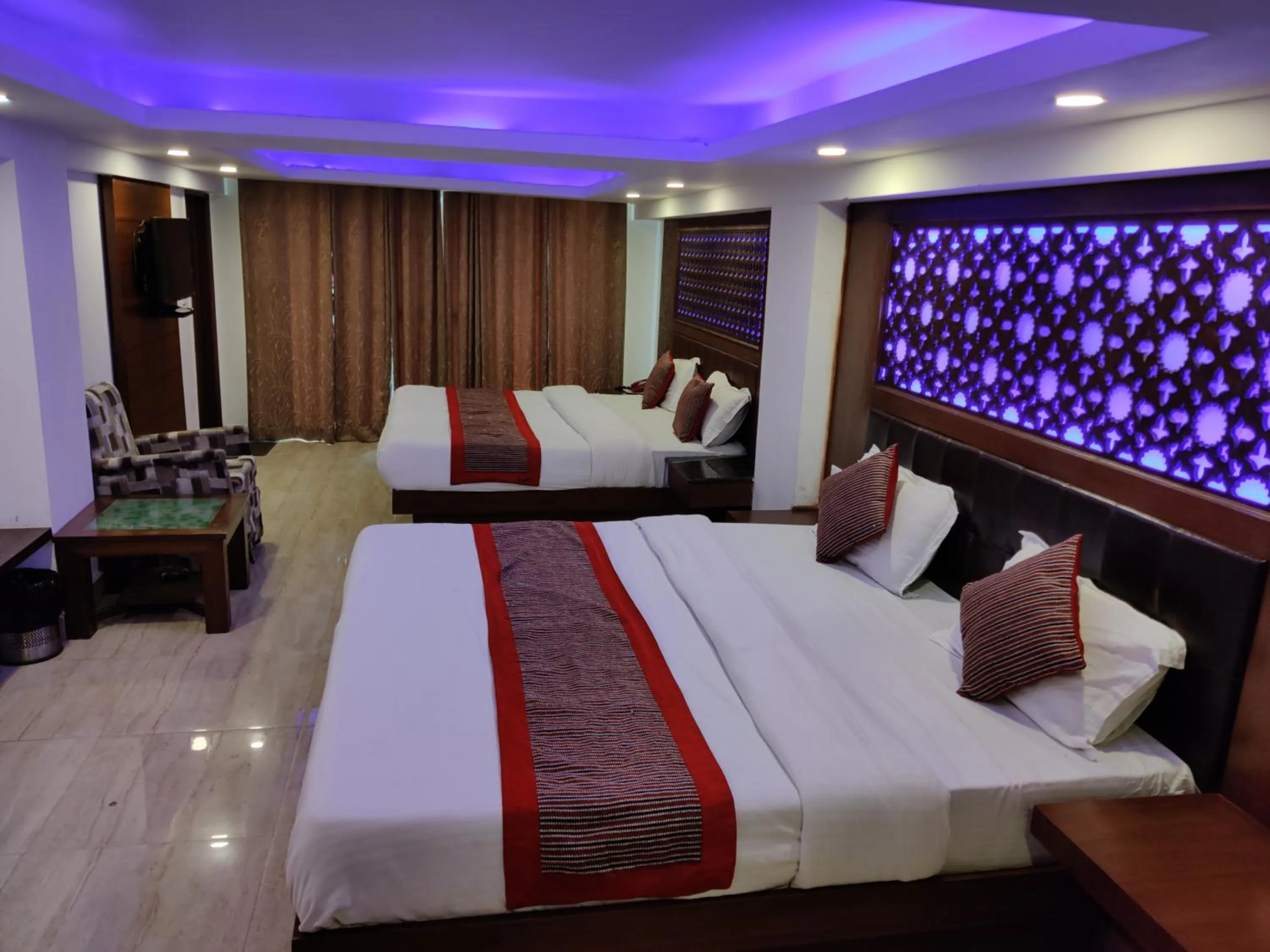 Bed in Hotel Hamers International