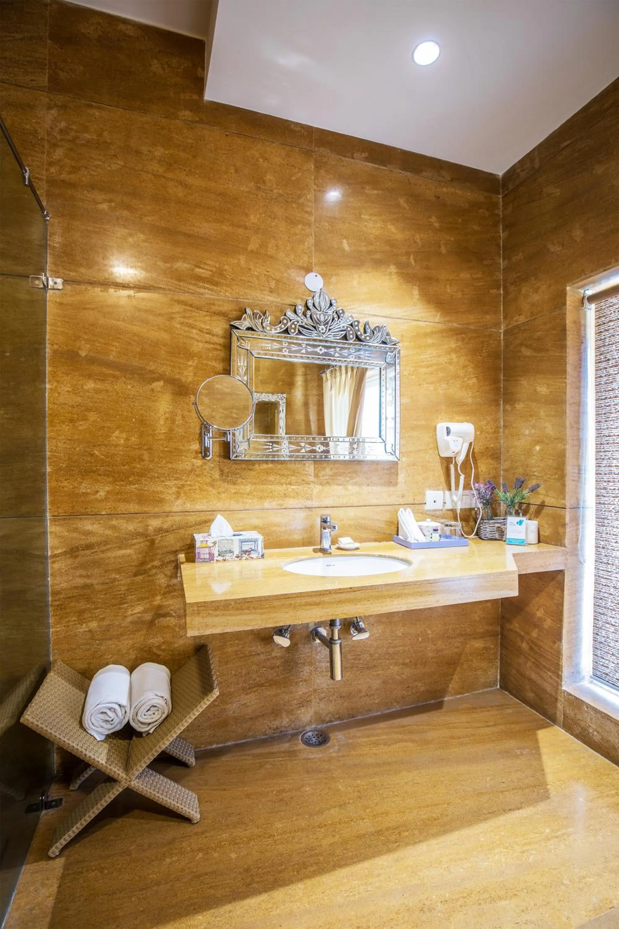 Bathroom in Karma Chalets