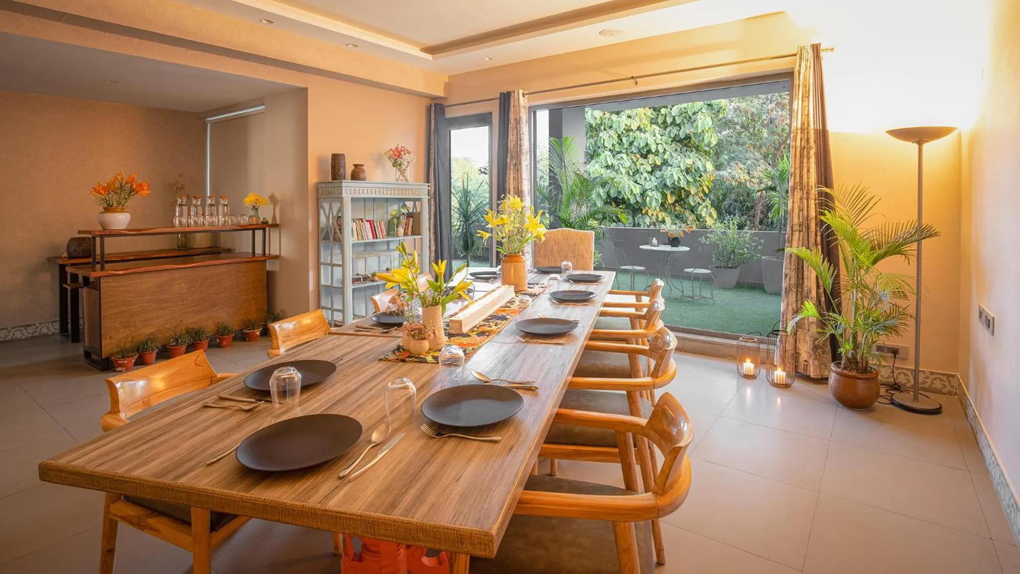 Restaurant/places to eat in Karma Chalets