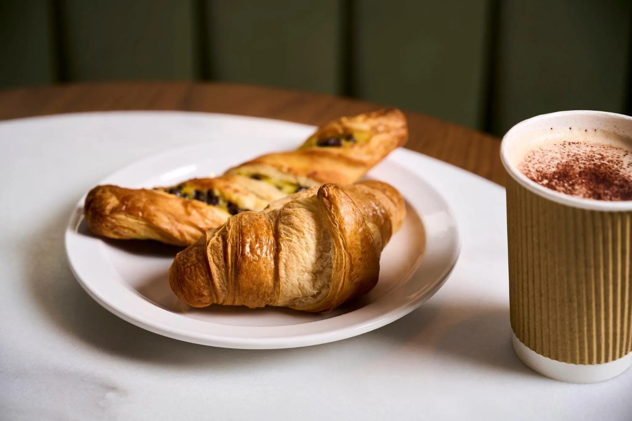 Breakfast in Garner Hotel Birmingham South East by IHG