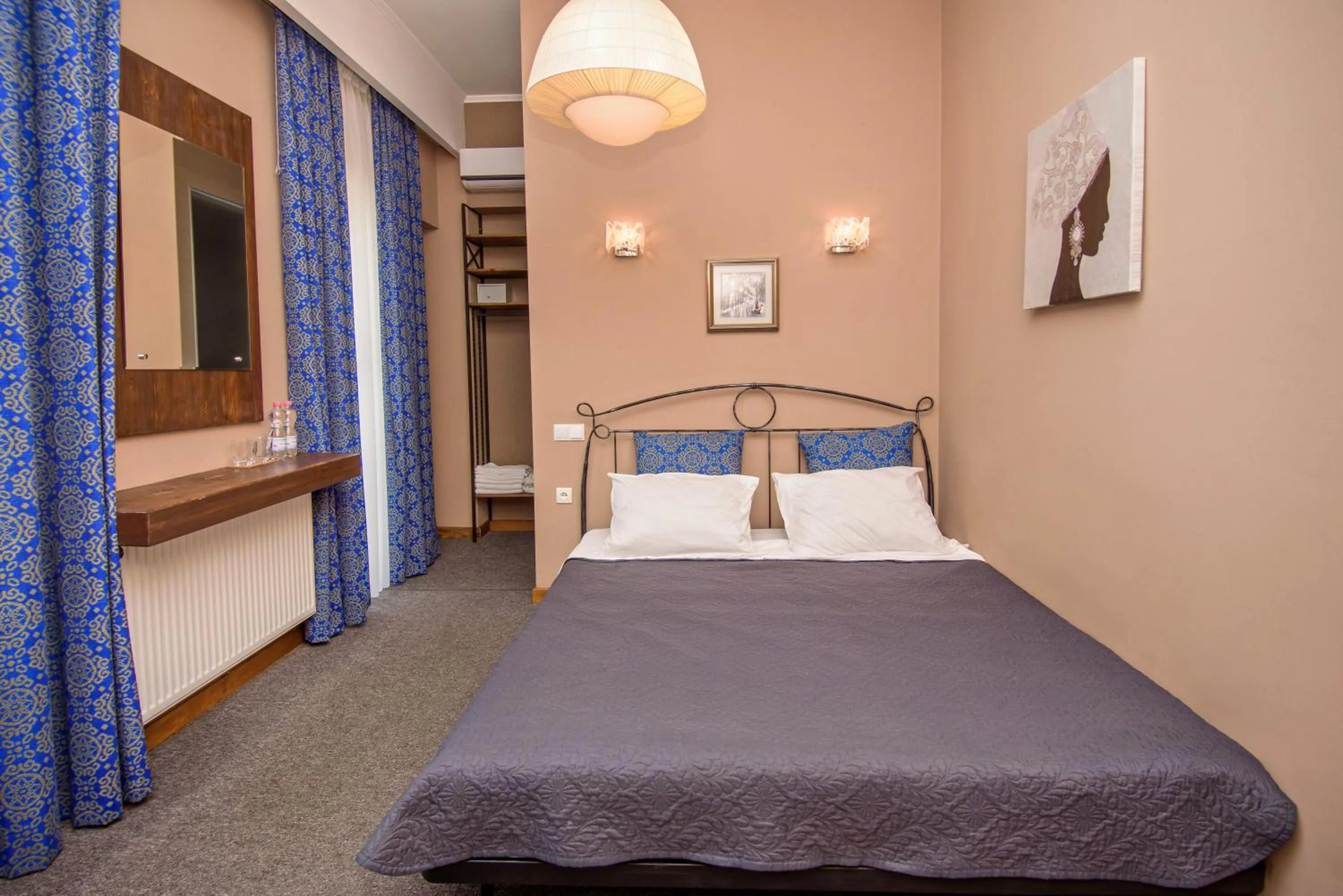 Bed in Hotel Libretto