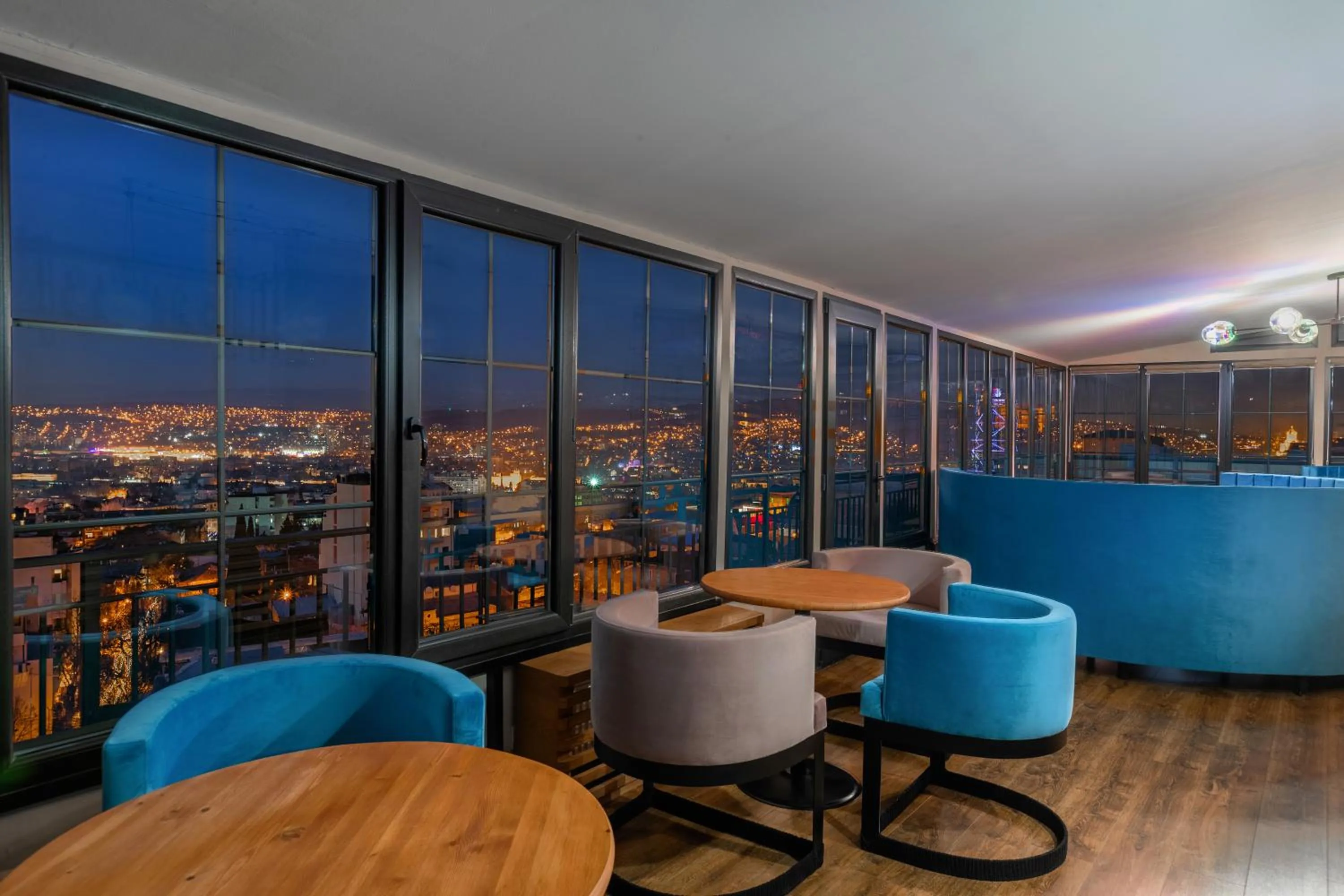 Seating area in Hotel Libretto