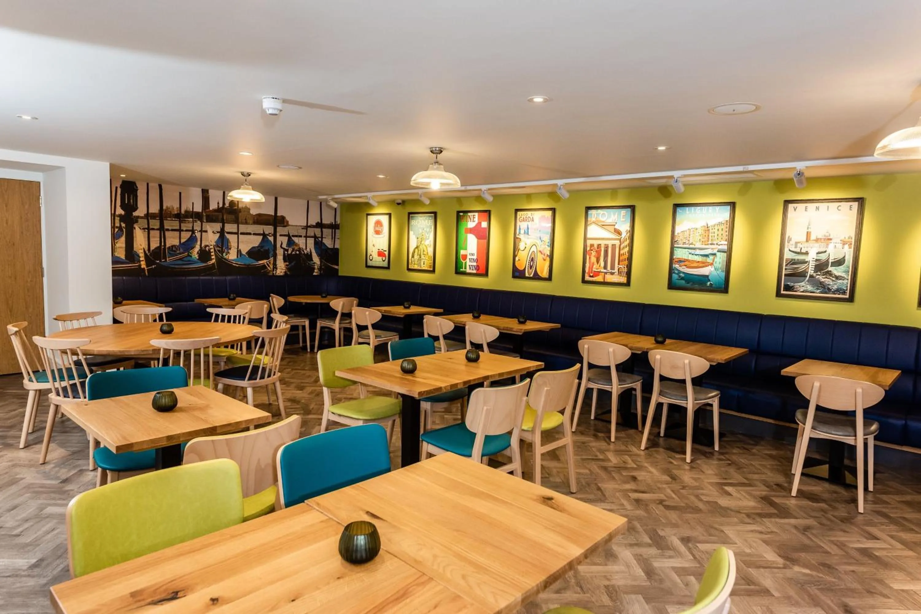 Restaurant/places to eat in Holiday Inn Dover by IHG