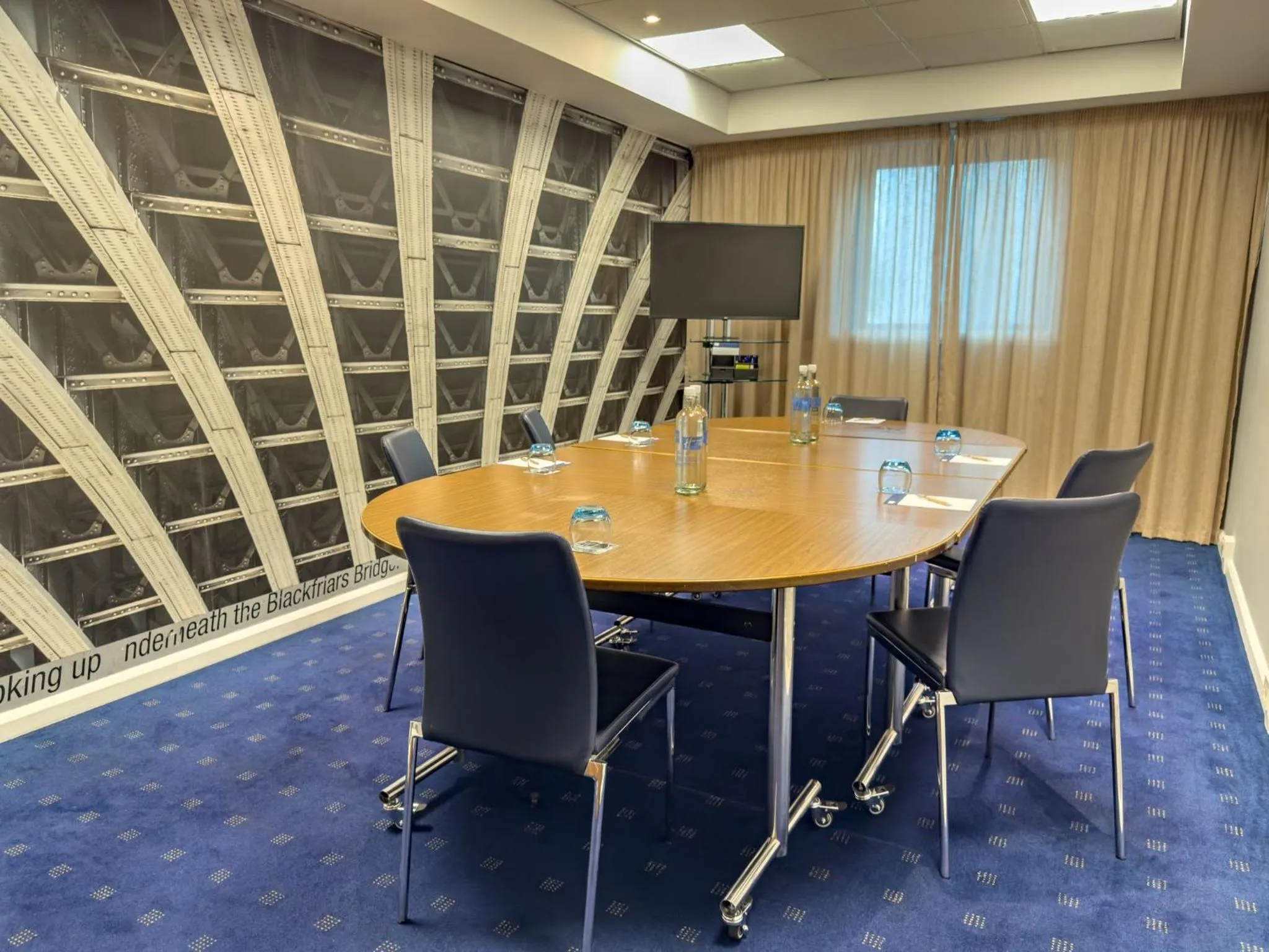 Meeting/conference room in Holiday Inn Express London Stratford by IHG