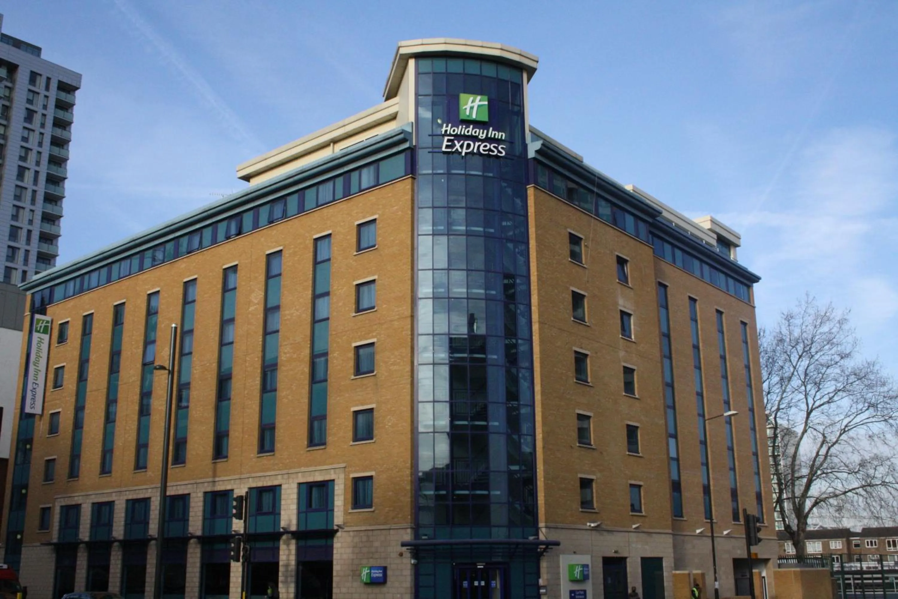 Property building in Holiday Inn Express London Stratford by IHG