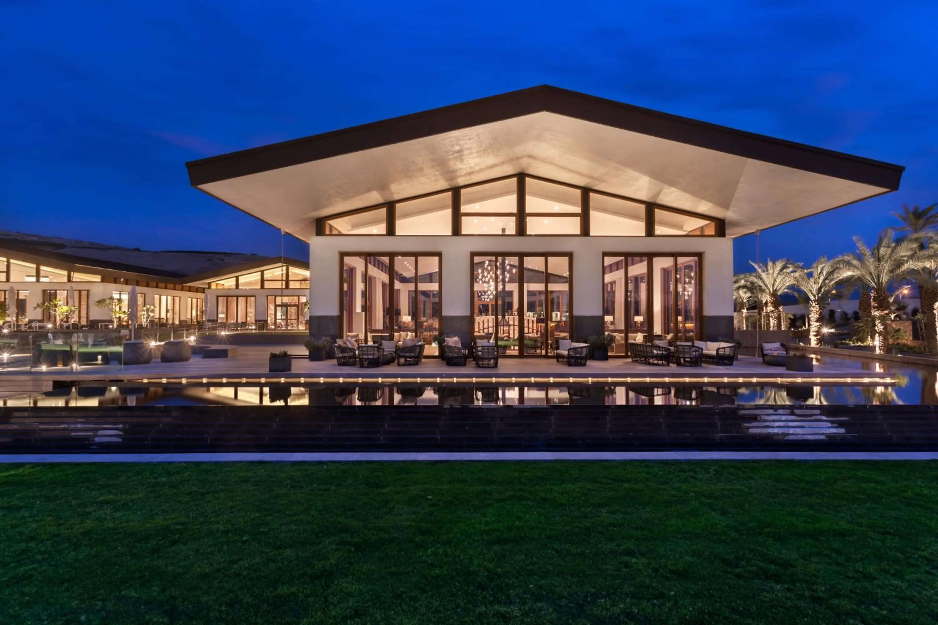 Lounge or bar in The Setai Sea Of Galilee