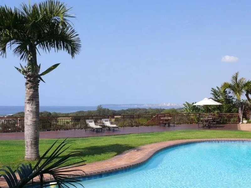 Swimming pool in Fairway Guest House