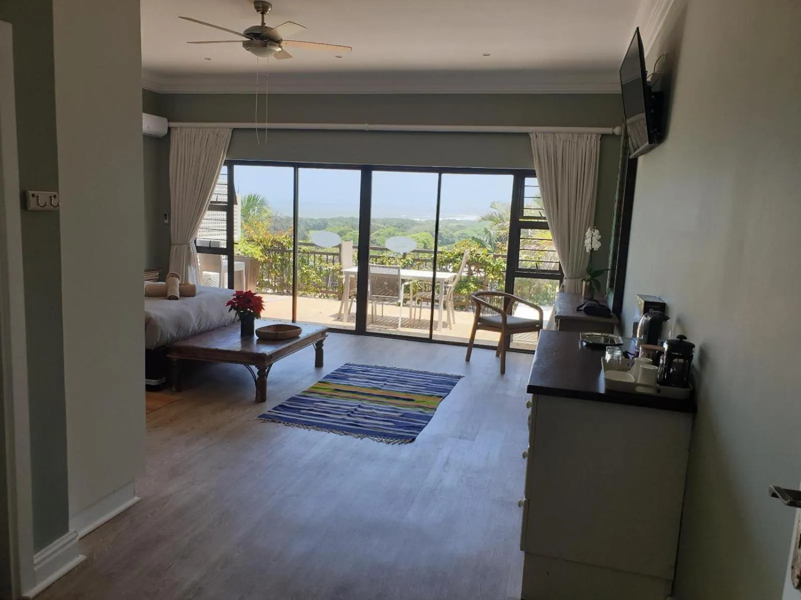 Sea view in Fairway Guest House