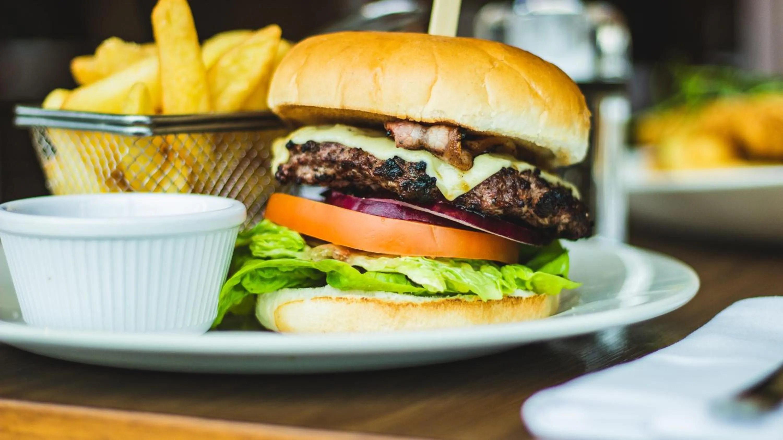 Restaurant/places to eat in Clayton Hotel, Manchester Airport