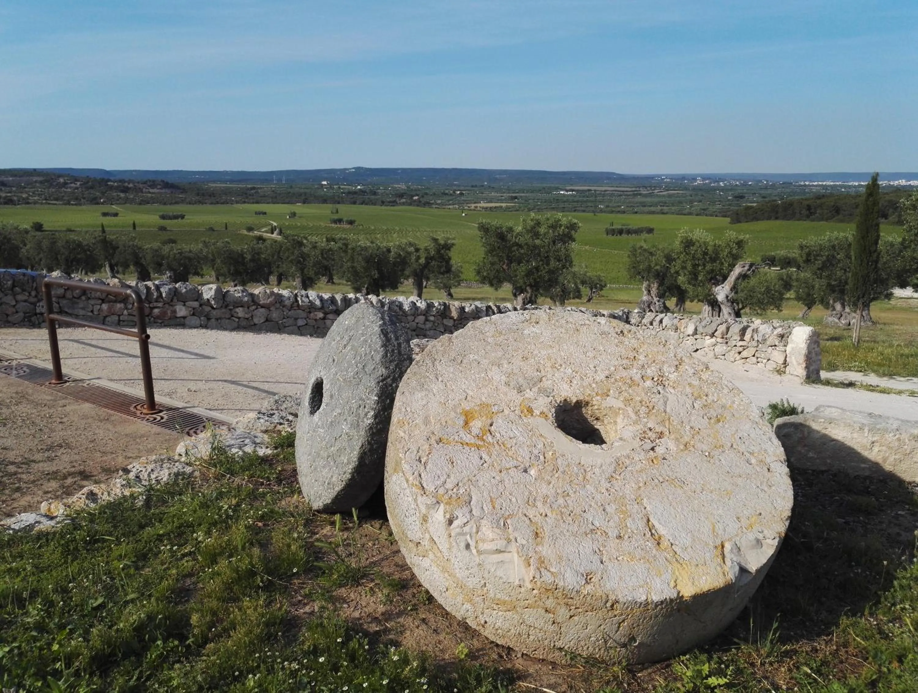 Decorative detail in Masseria Amastuola Wine Resort