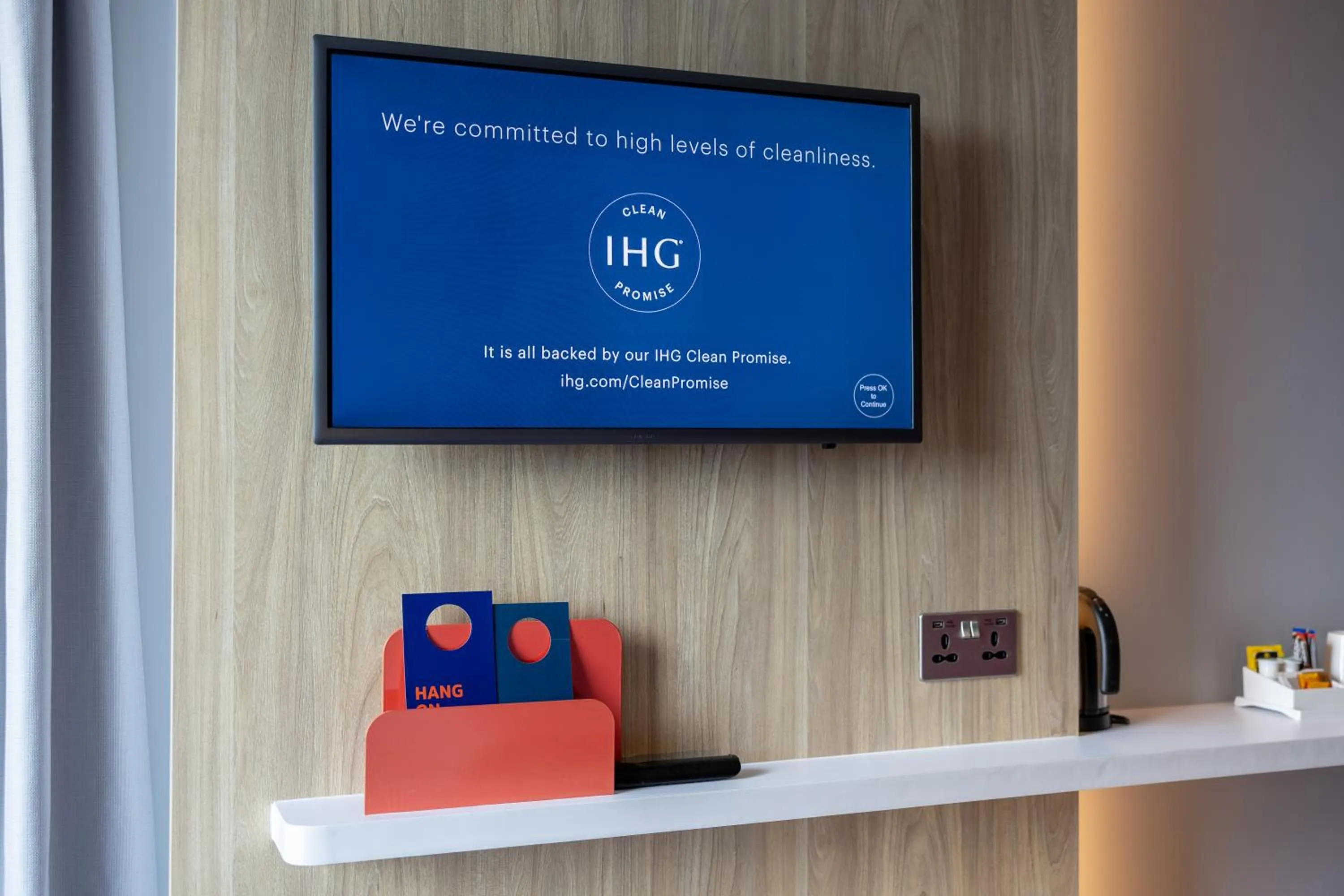 TV and multimedia in Holiday Inn Express - Manchester - TRAFFORDCITY by IHG