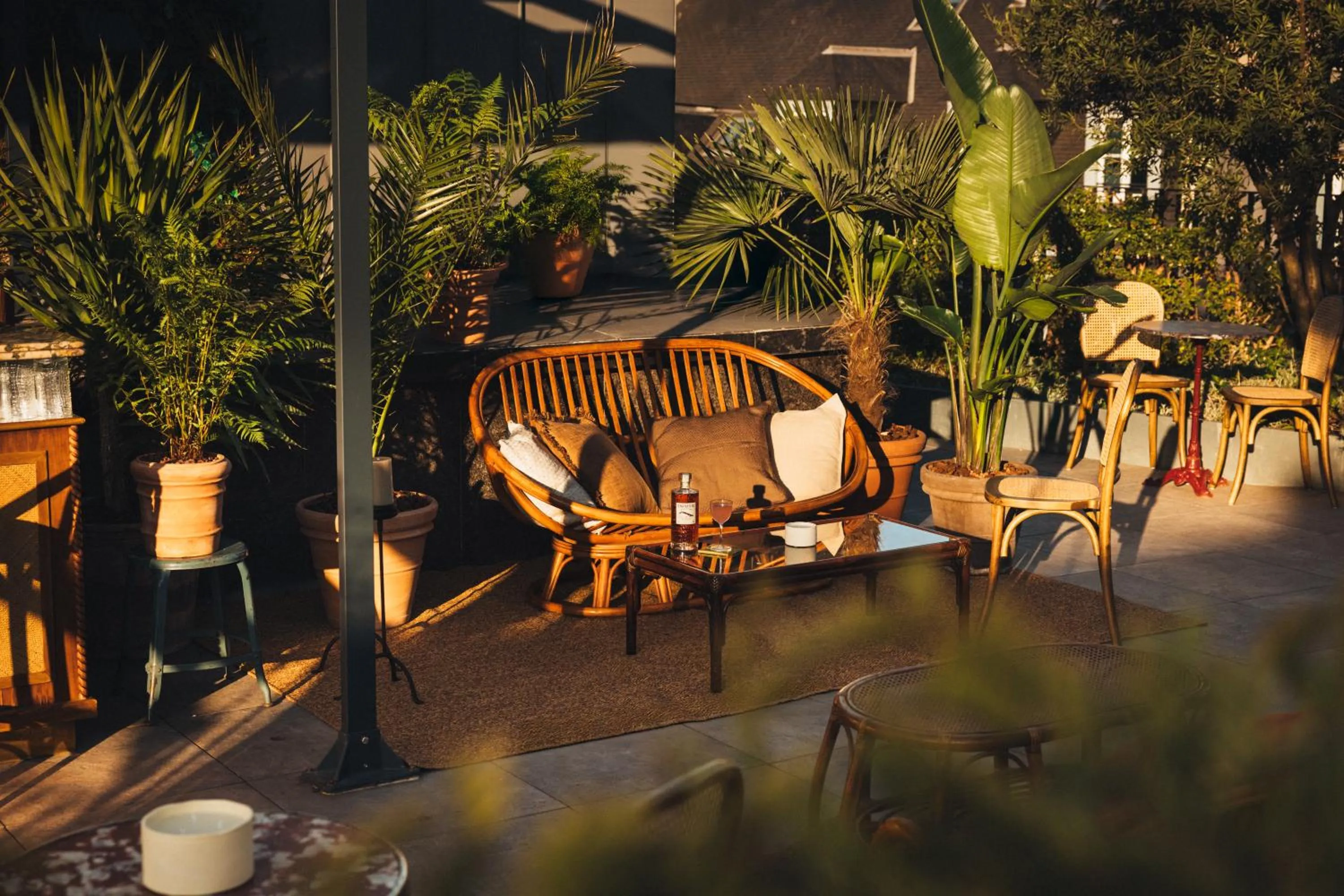 Patio in Drawing Hotel