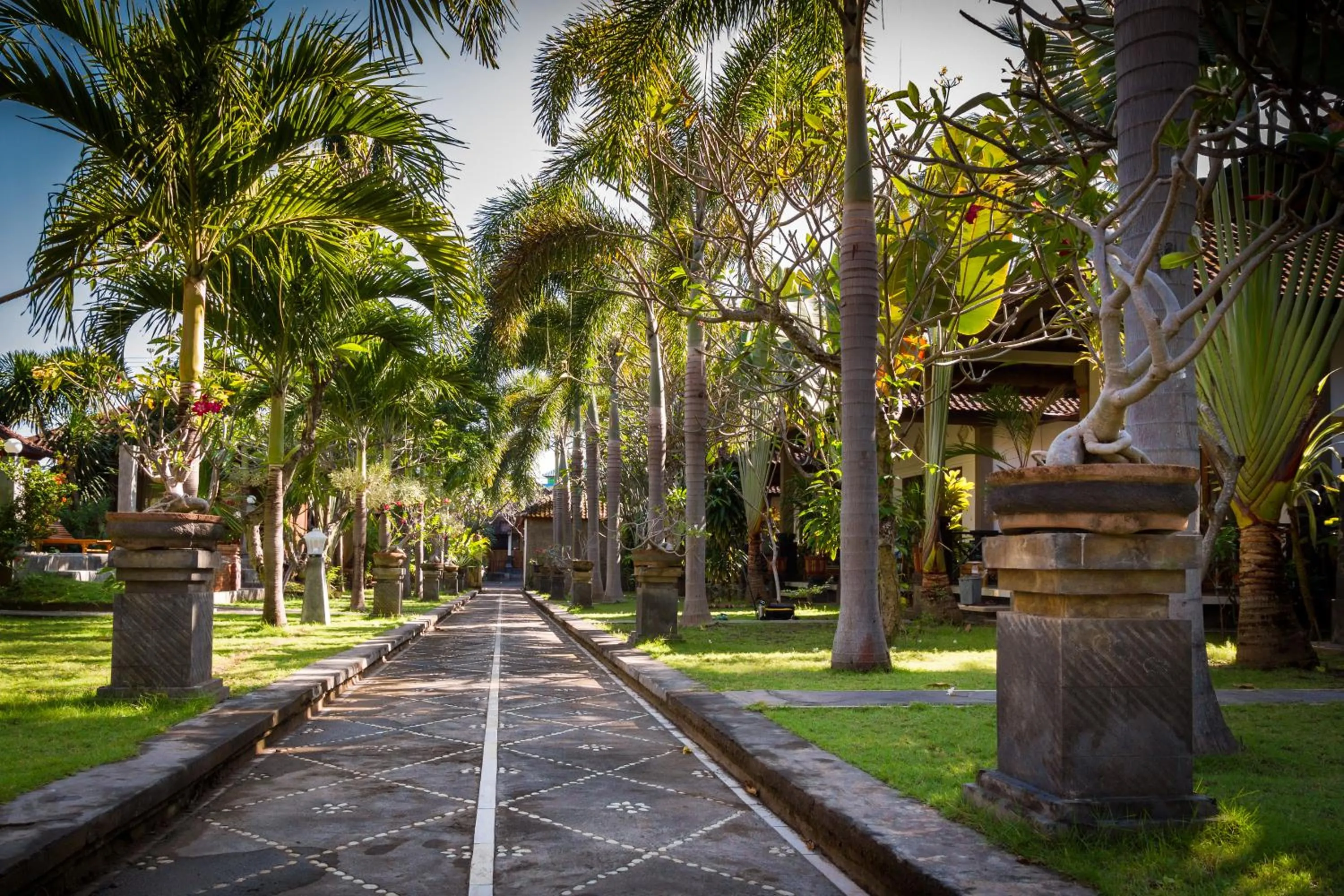 Facade/entrance in Oasis