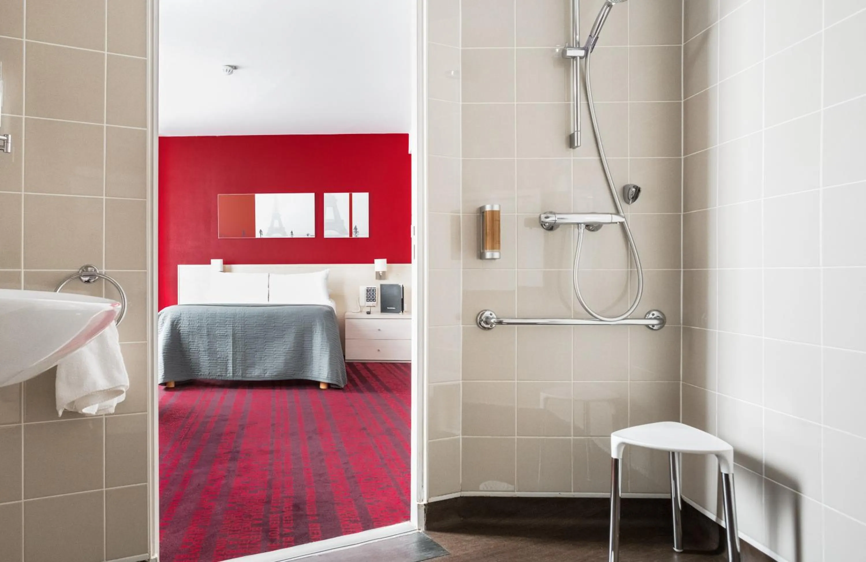 Bed in Hotel Le Richemont