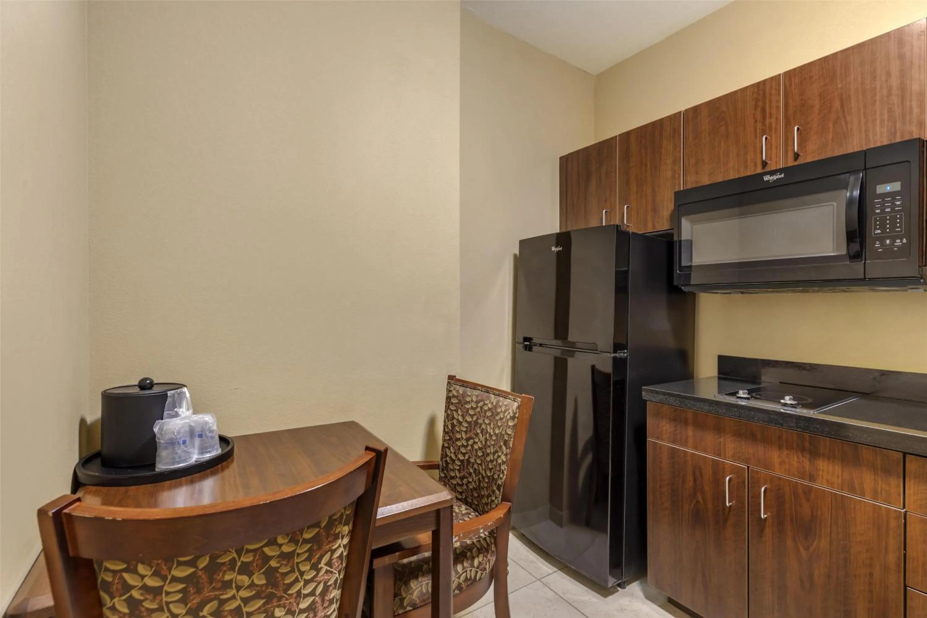 Photo of the whole room in Best Western Plus Hudson Hotel & Suites