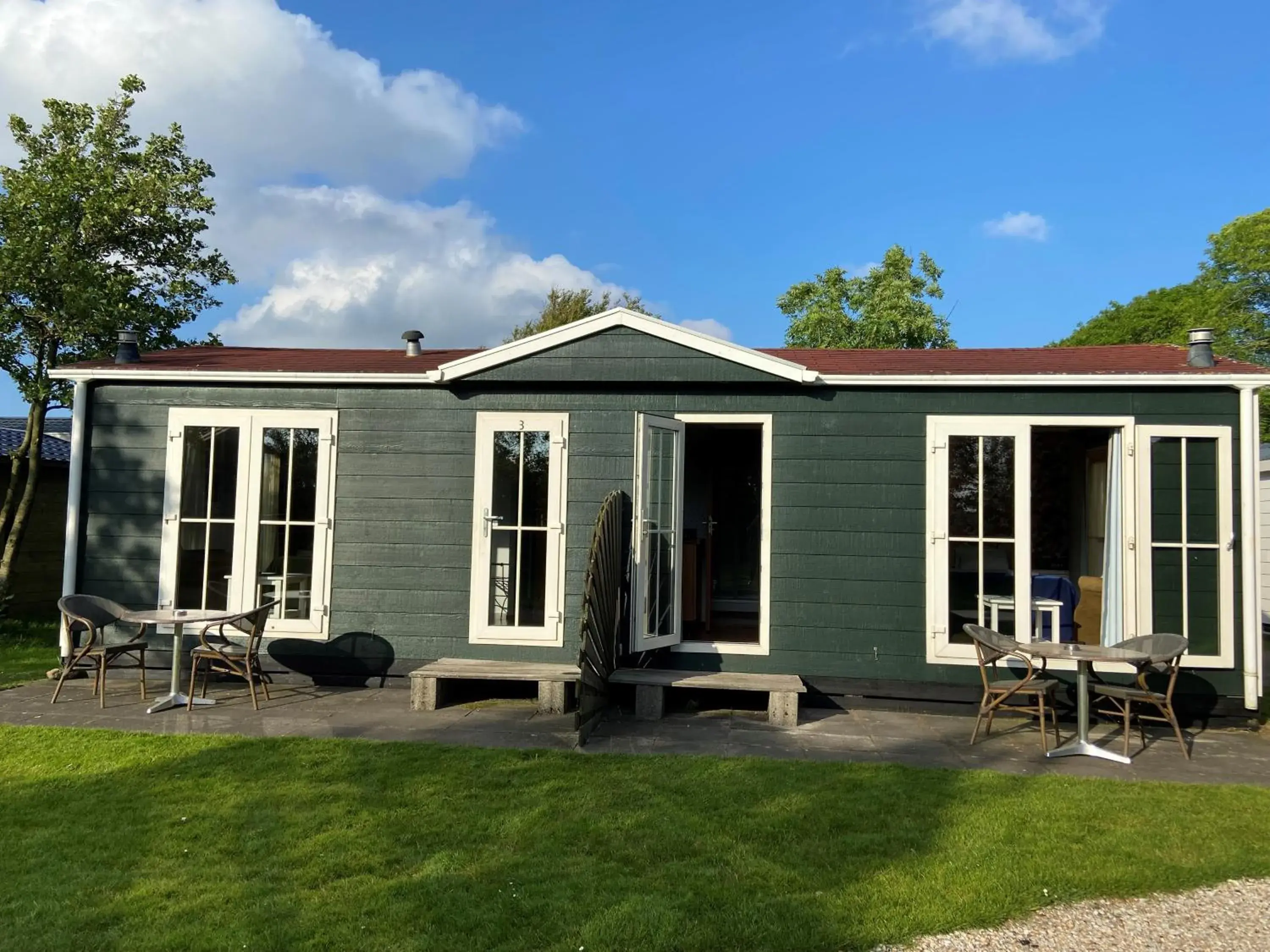 Hotelchalet (2 Adults) in Recreatiepark Wiringherlant Hotelchalet (2 Adults) in Recreatiepark Wiringherlant