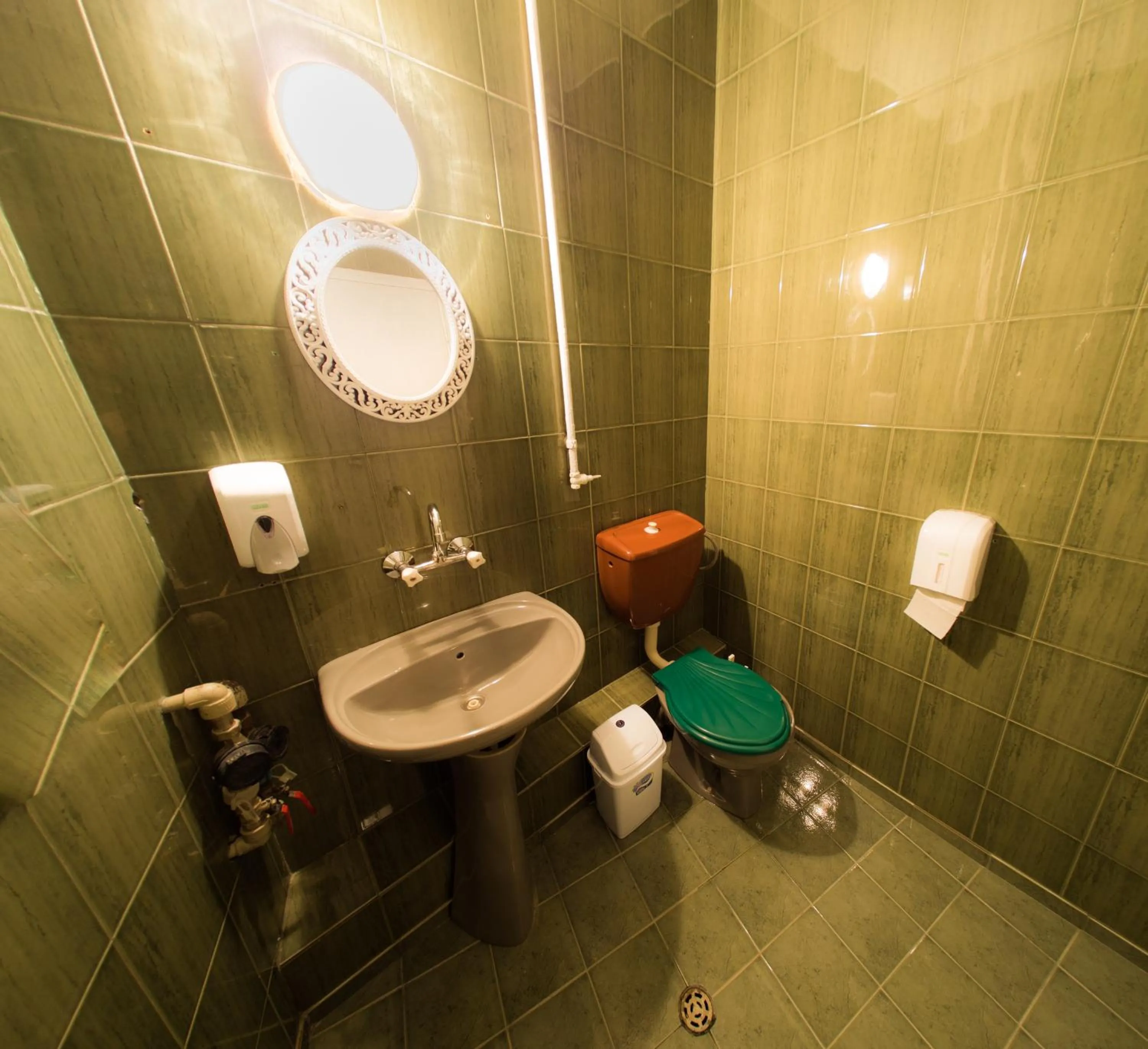 Toilet in Serdika Rooms