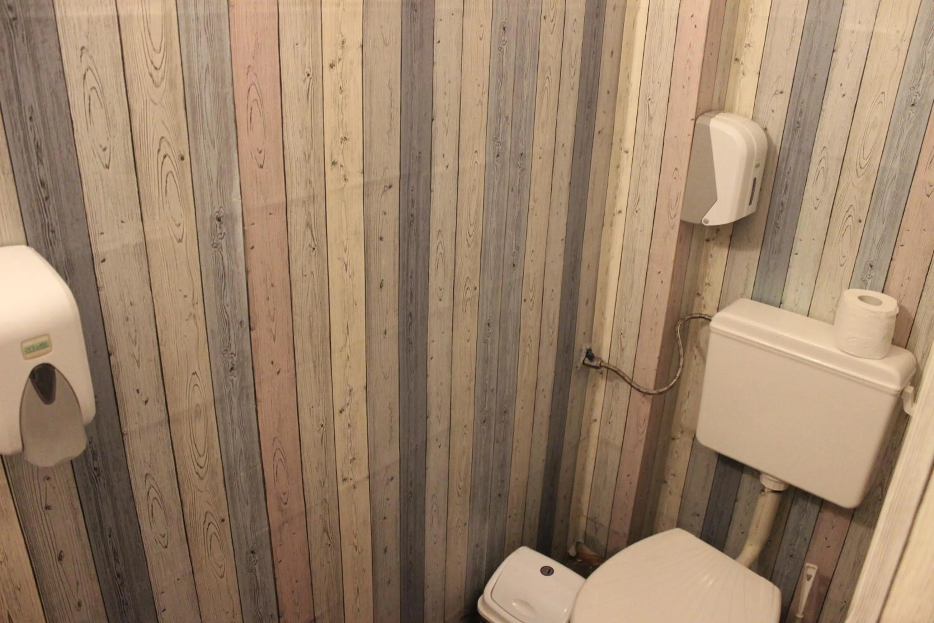 Toilet in Serdika Rooms