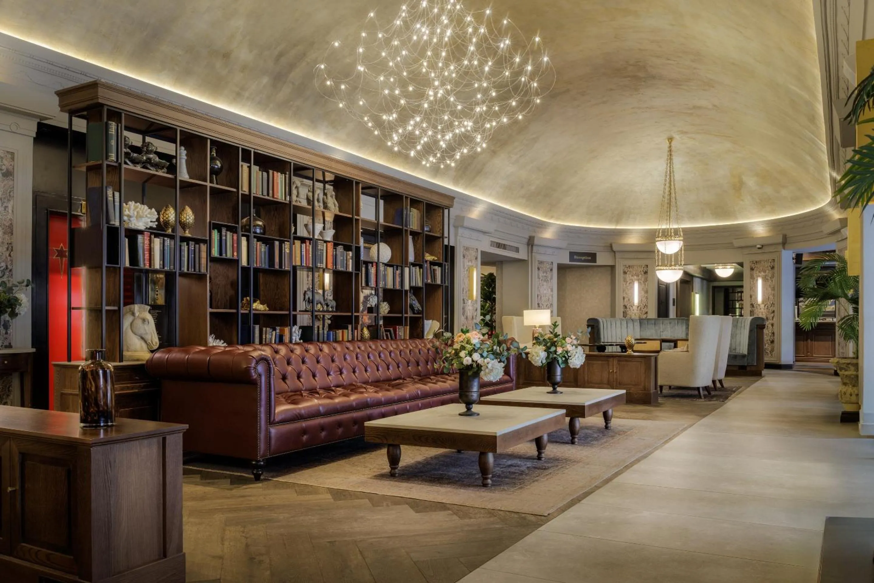 Lobby or reception in The Queens Hotel