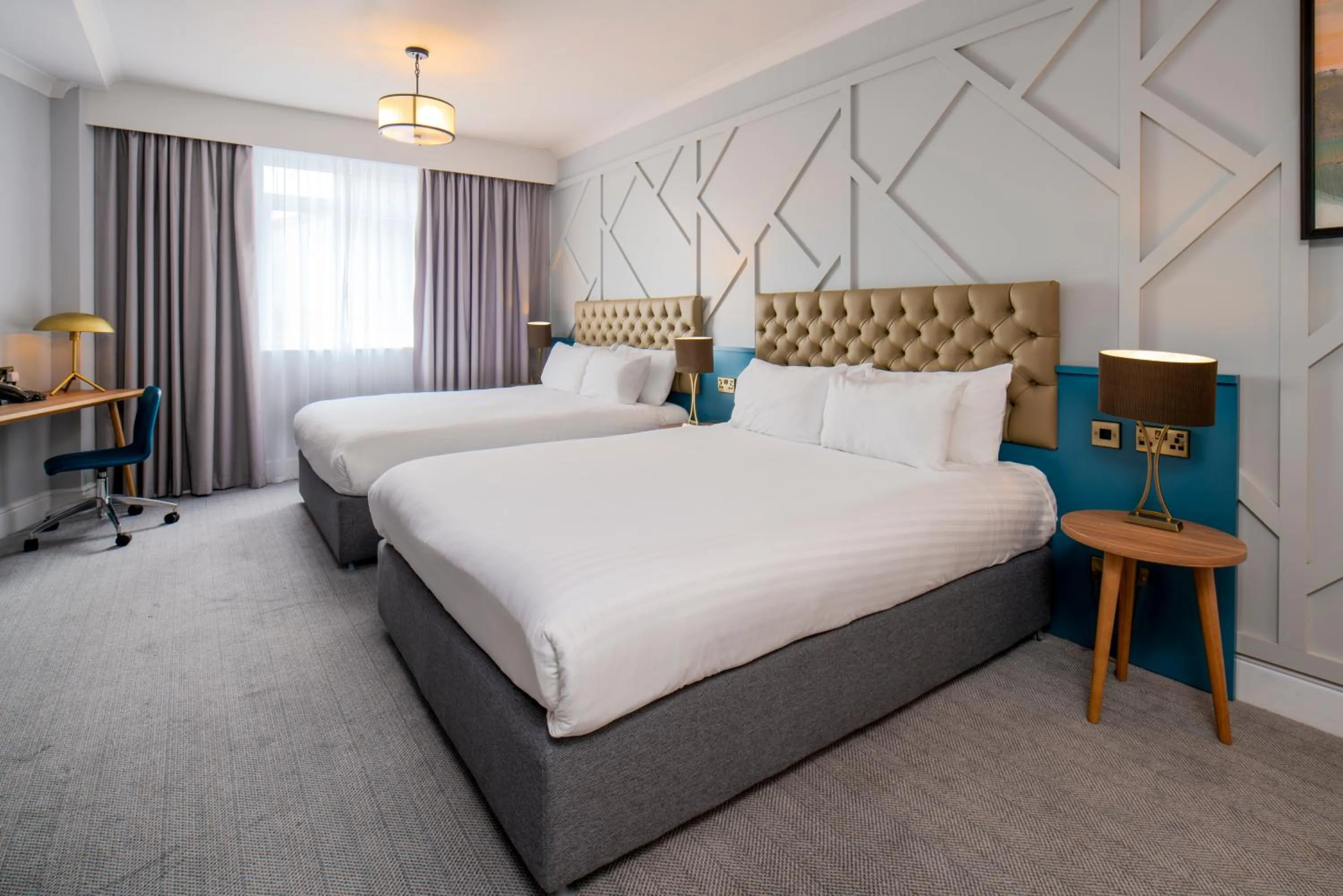 Bedroom, Bed in The Queen at Chester Hotel, BW Premier Collection