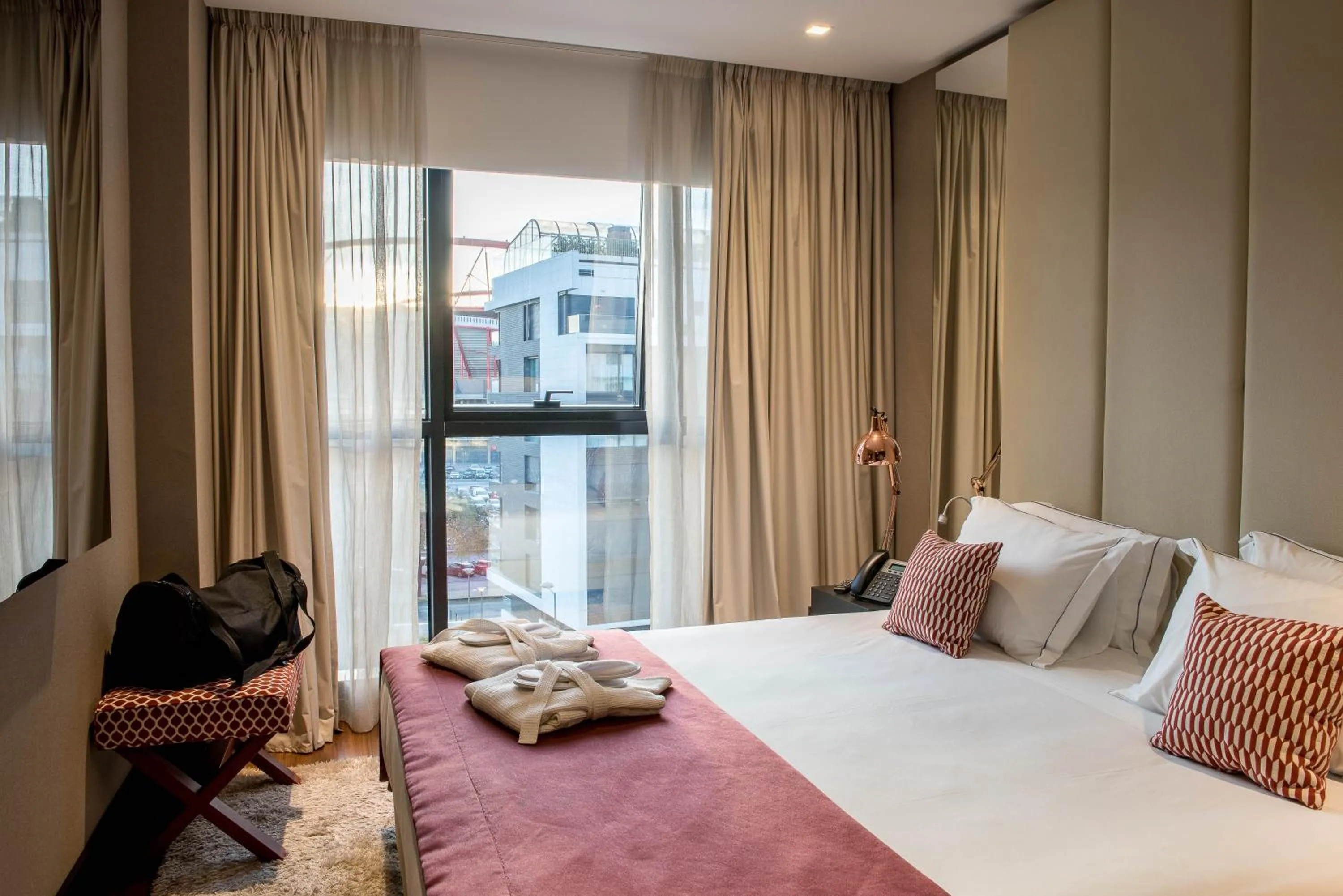 Bed in Upon Lisbon Prime Residences