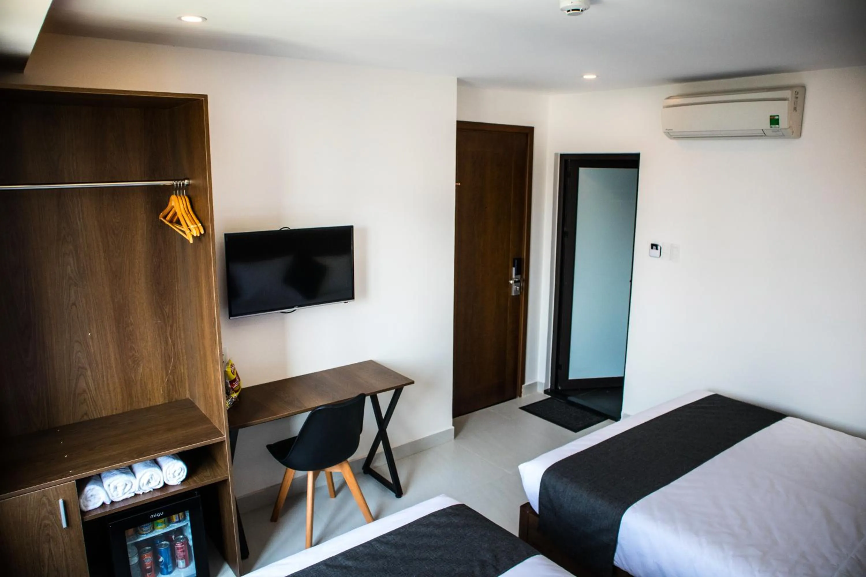 Photo of the whole room, Bed in Robin Hotel Danang