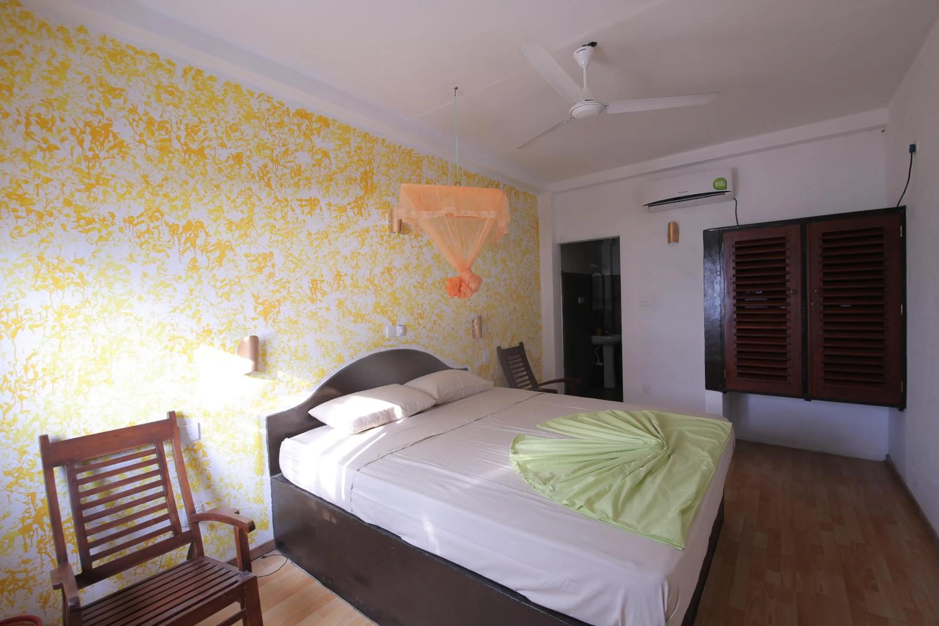 Bedroom, Bed in Villa crocodile beach